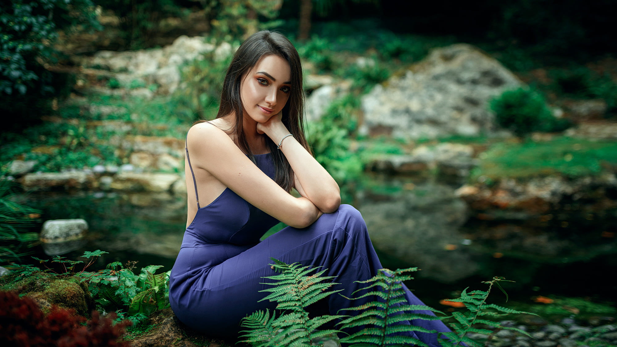 brown eyes, women, dress, portrait, depth of field, Oliver Gibbs, 1080P, sitting, bare shoulders, looking at viewer, model, brunette, women outdoors, HD Wallpaper