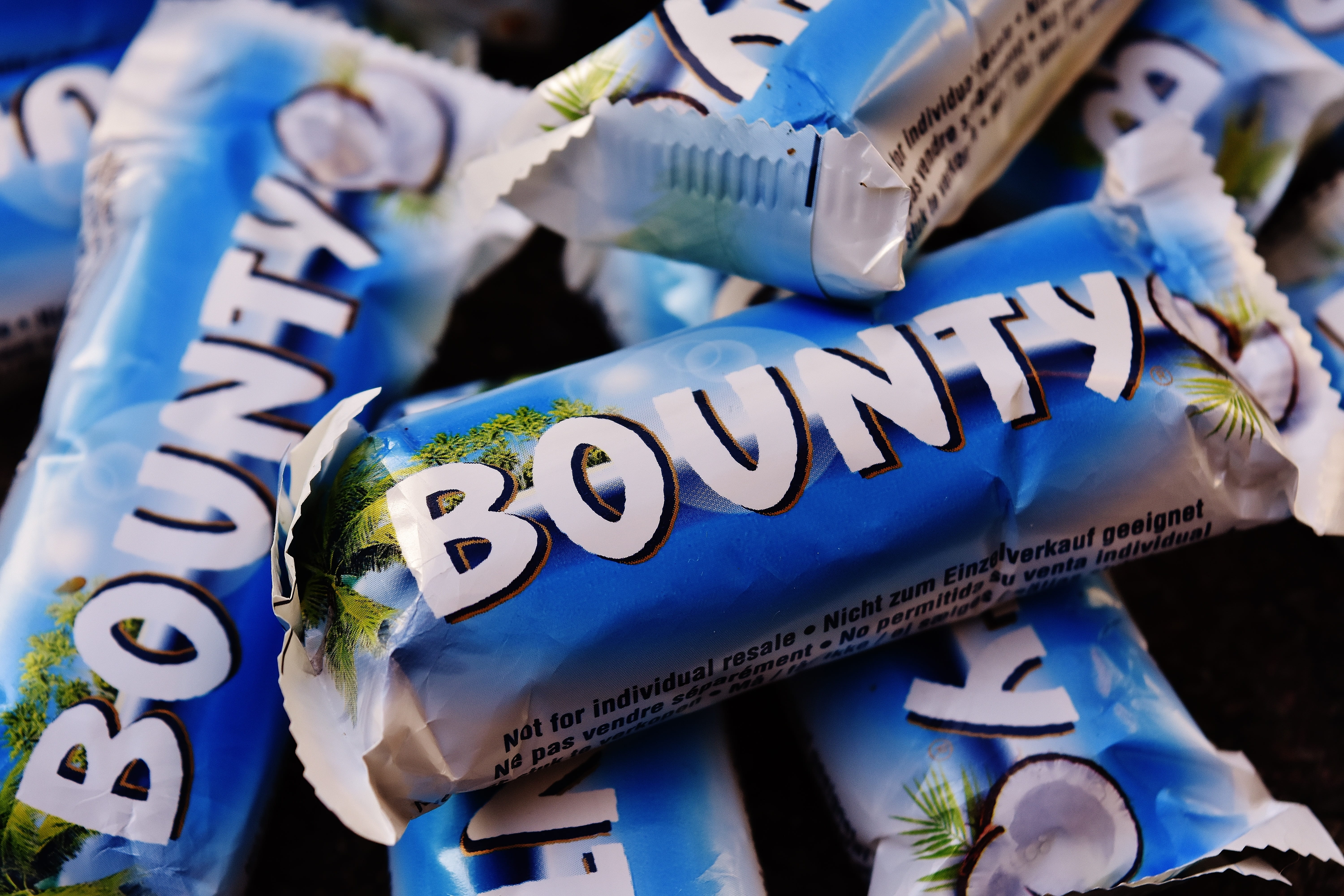 sweet, social issues, no people, text, treat, 5K, container, blue, white color, crime, sweetness, still life, indoors, group of objects, law, candy bar, HD Wallpaper