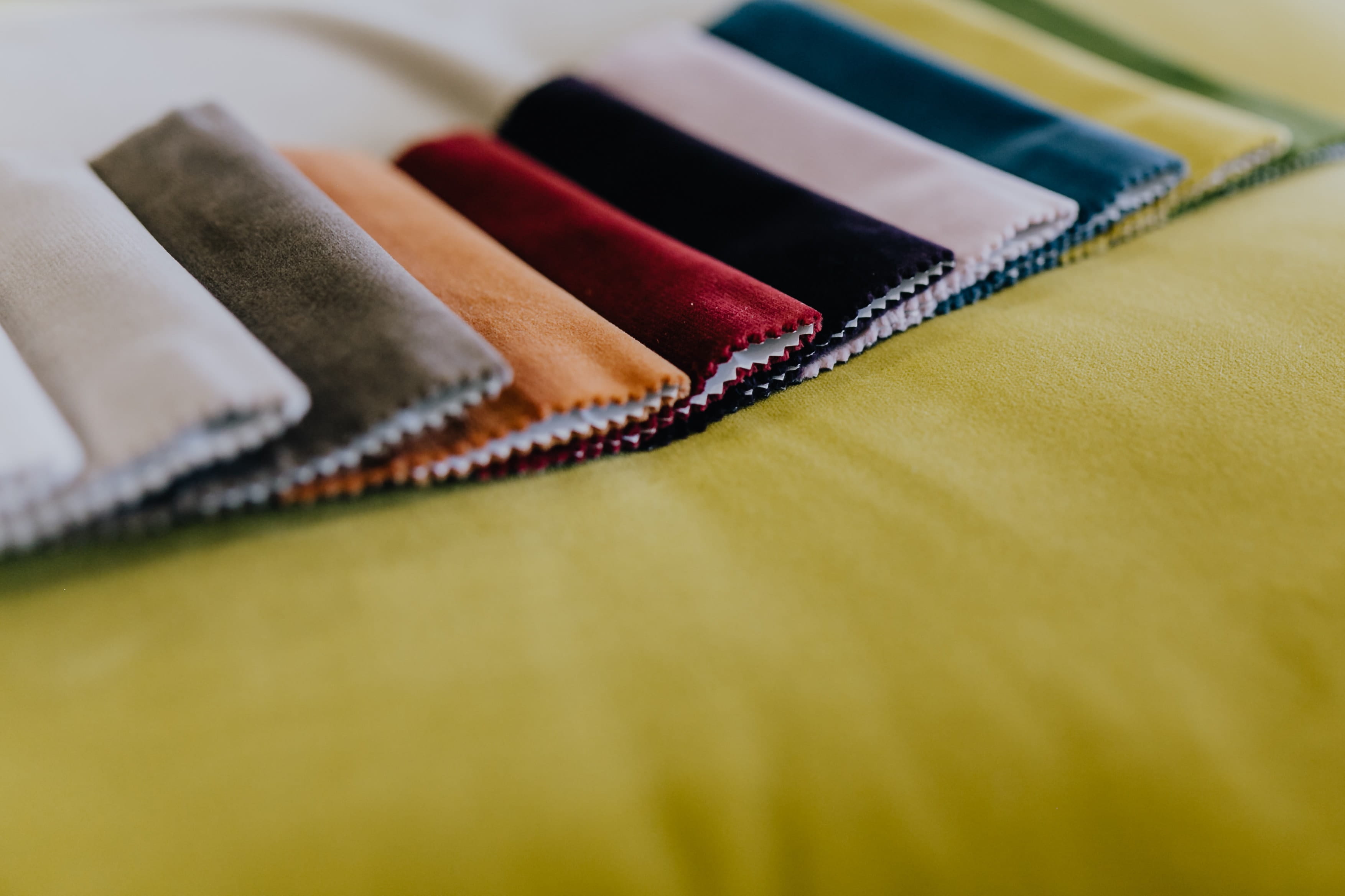 armchairs, premium, leather, contemporary, note pad, luxury, publication, fashion, armchair, selective focus, copy space, yellow, furniture, technology, HD Wallpaper