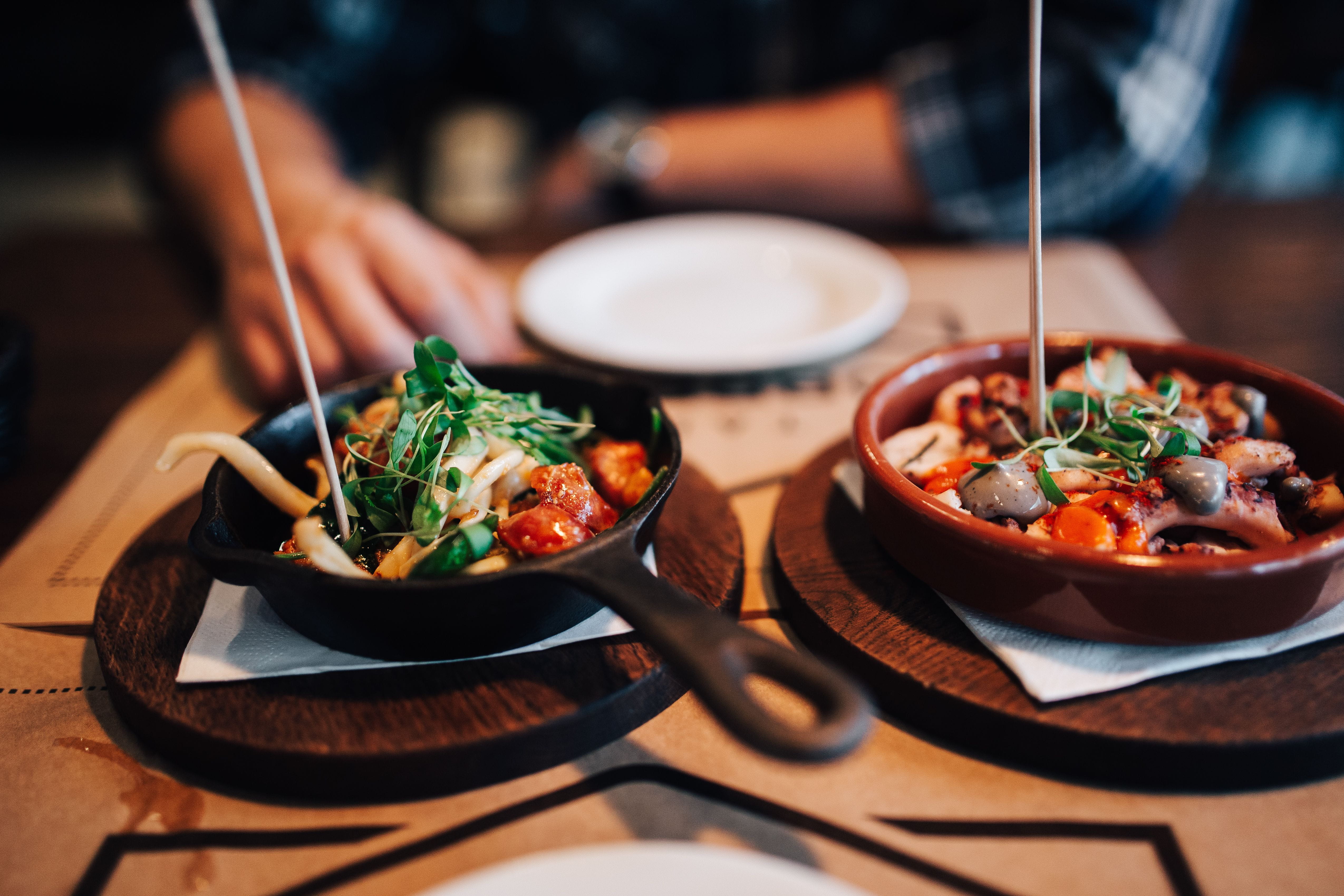 spanish, meat, food and drink, indoors, selective focus, calamari, kitchen utensil, freshness, classic, 4K, crockery, dishes, bowl, healthy eating, table, HD Wallpaper