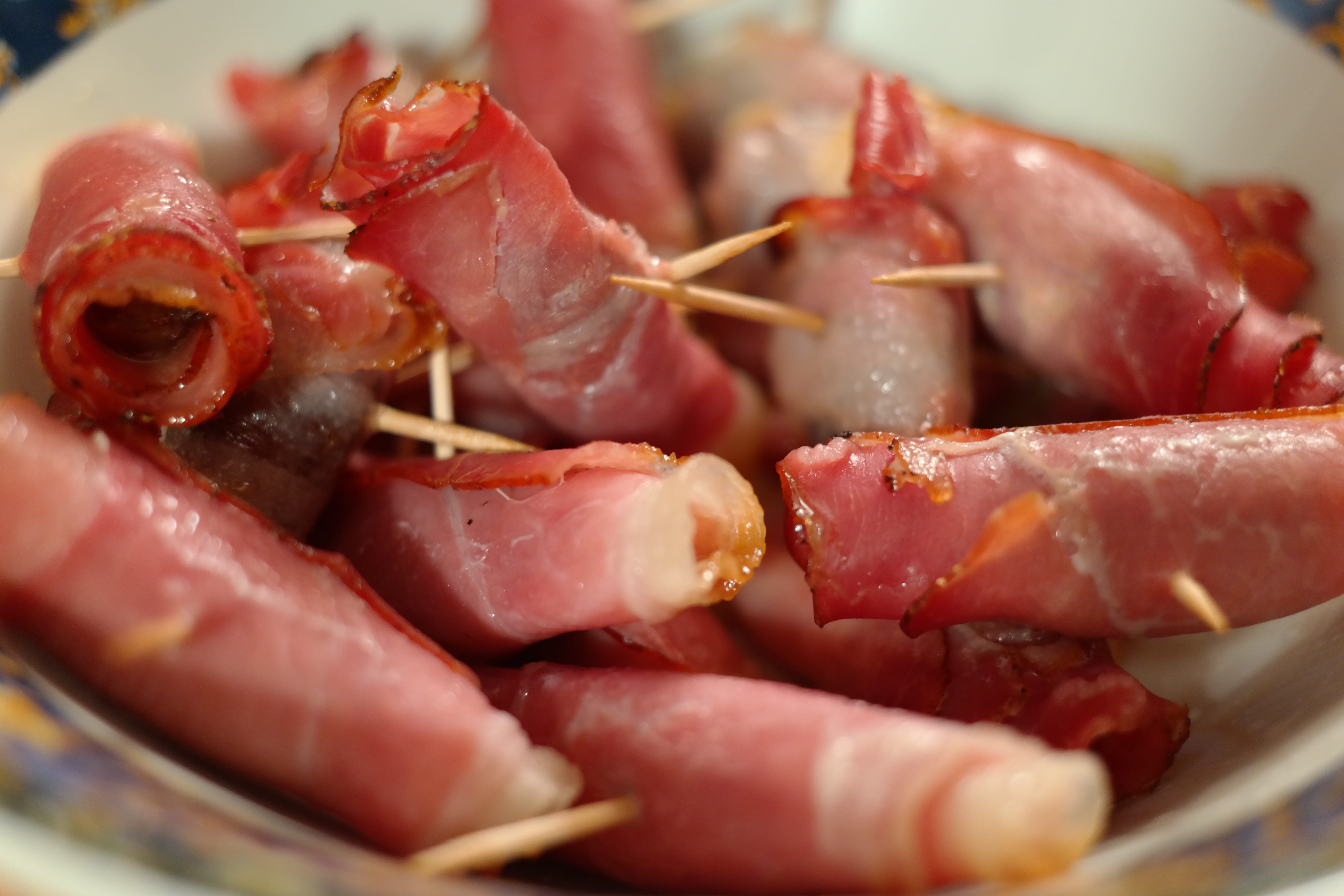 hams, marinated, toothpicks, ham roll, bowl, bacon, crockery, freshness, ready-to-eat, rolled, toothpick, meat, slice, close-up, pork, chunks, ham, prepared, HD Wallpaper