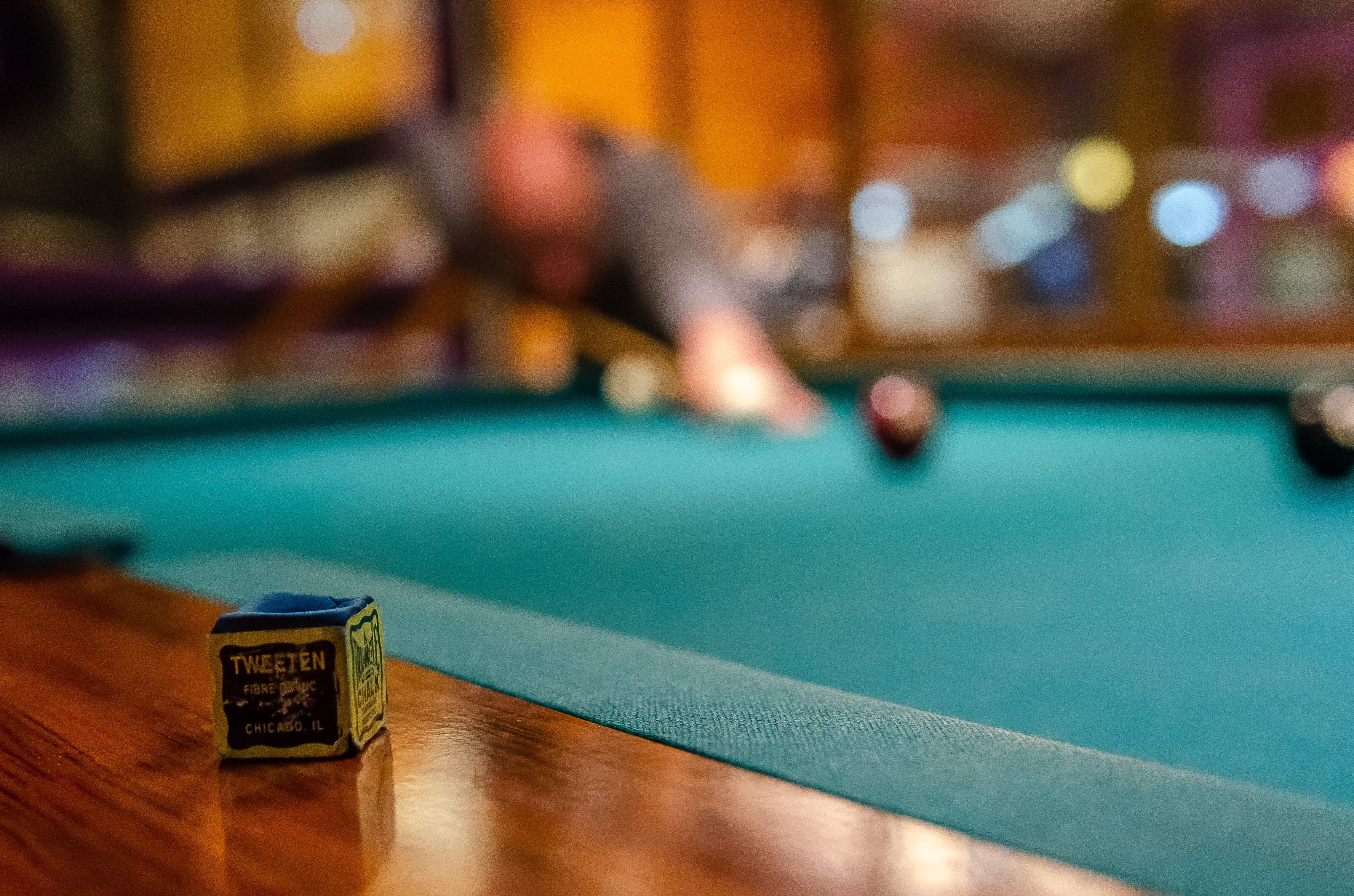pool - cue sport, french, sport, nightlife, snooker, green color, indoors, focus on foreground, game, playing, 4K, bar - drink establishment, close-up, HD Wallpaper