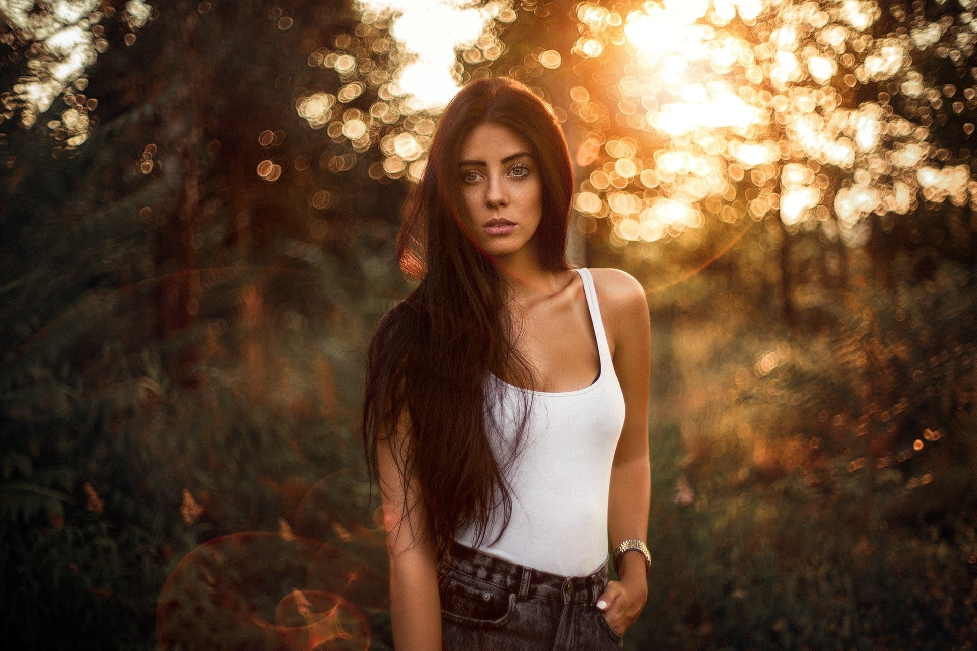 white tops, depth of field, women, sunset, Julia Carina, 1080P, Martin Kühn, portrait, HD Wallpaper