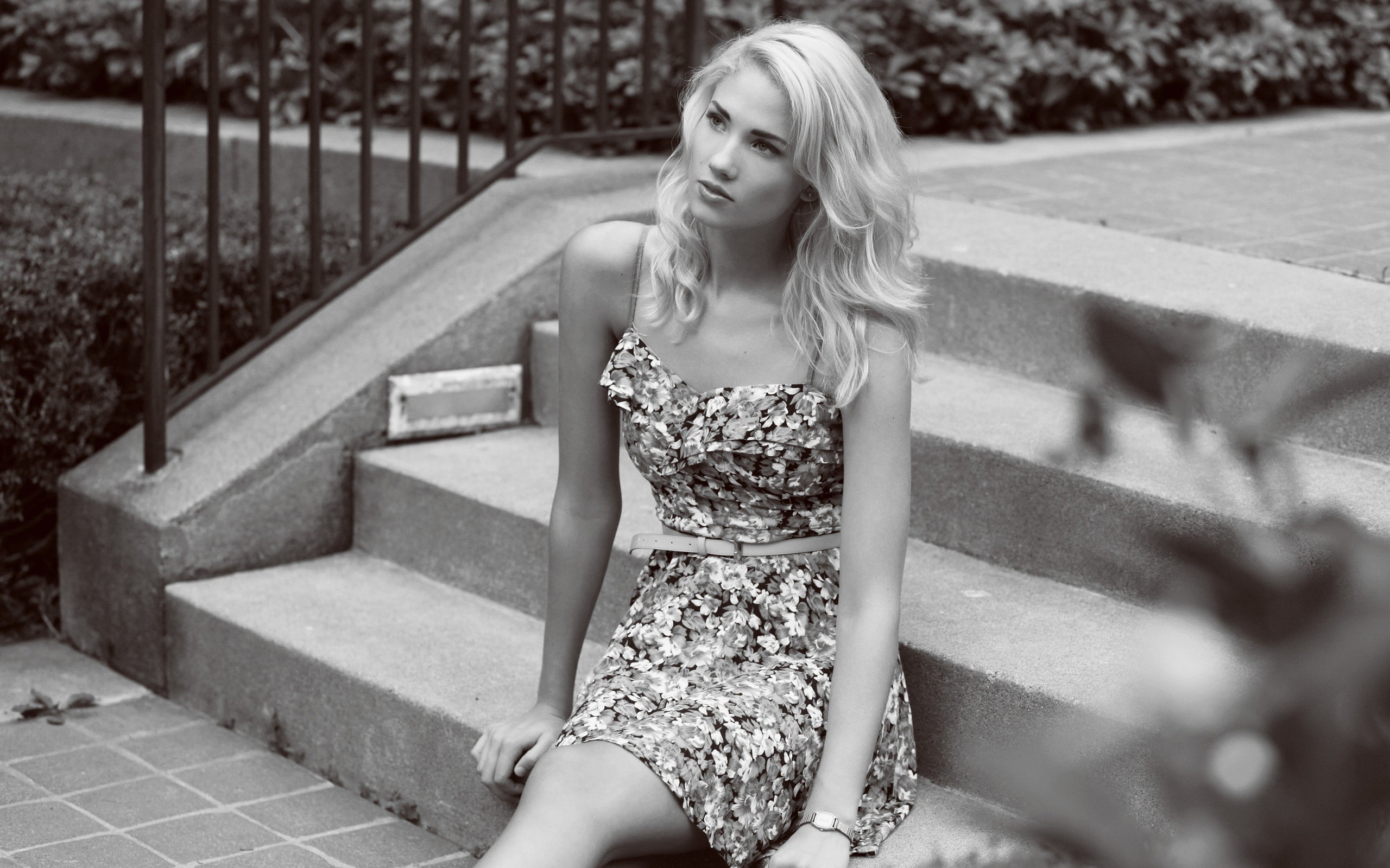 blondes, white, women, black, 2K, birkeland, berit, HD Wallpaper