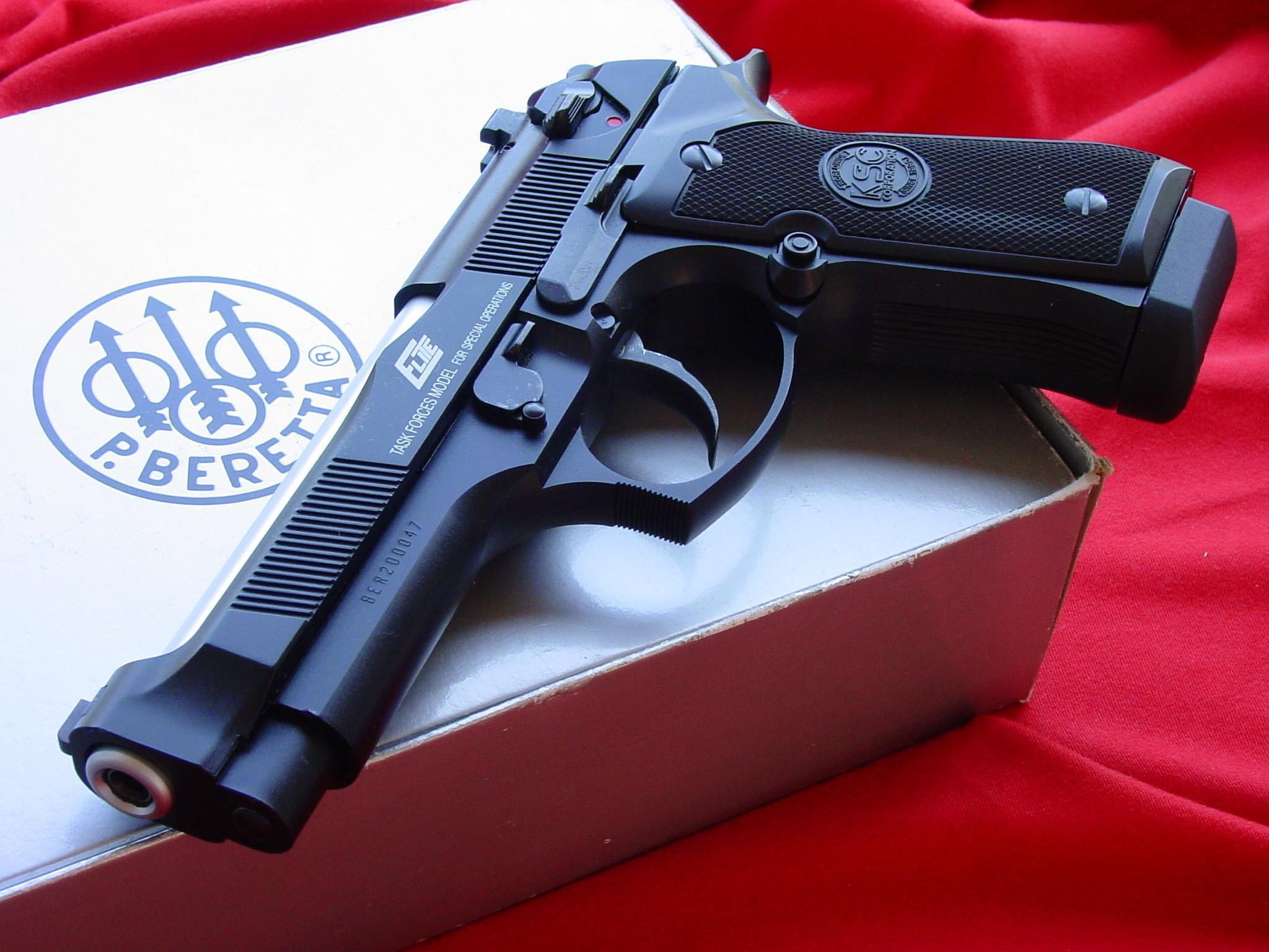 sport, aggression, violence, communication, single object, sign, 1080P, retail, Beretta, police force, packing box, silver colored, handgun, red, law, HD Wallpaper