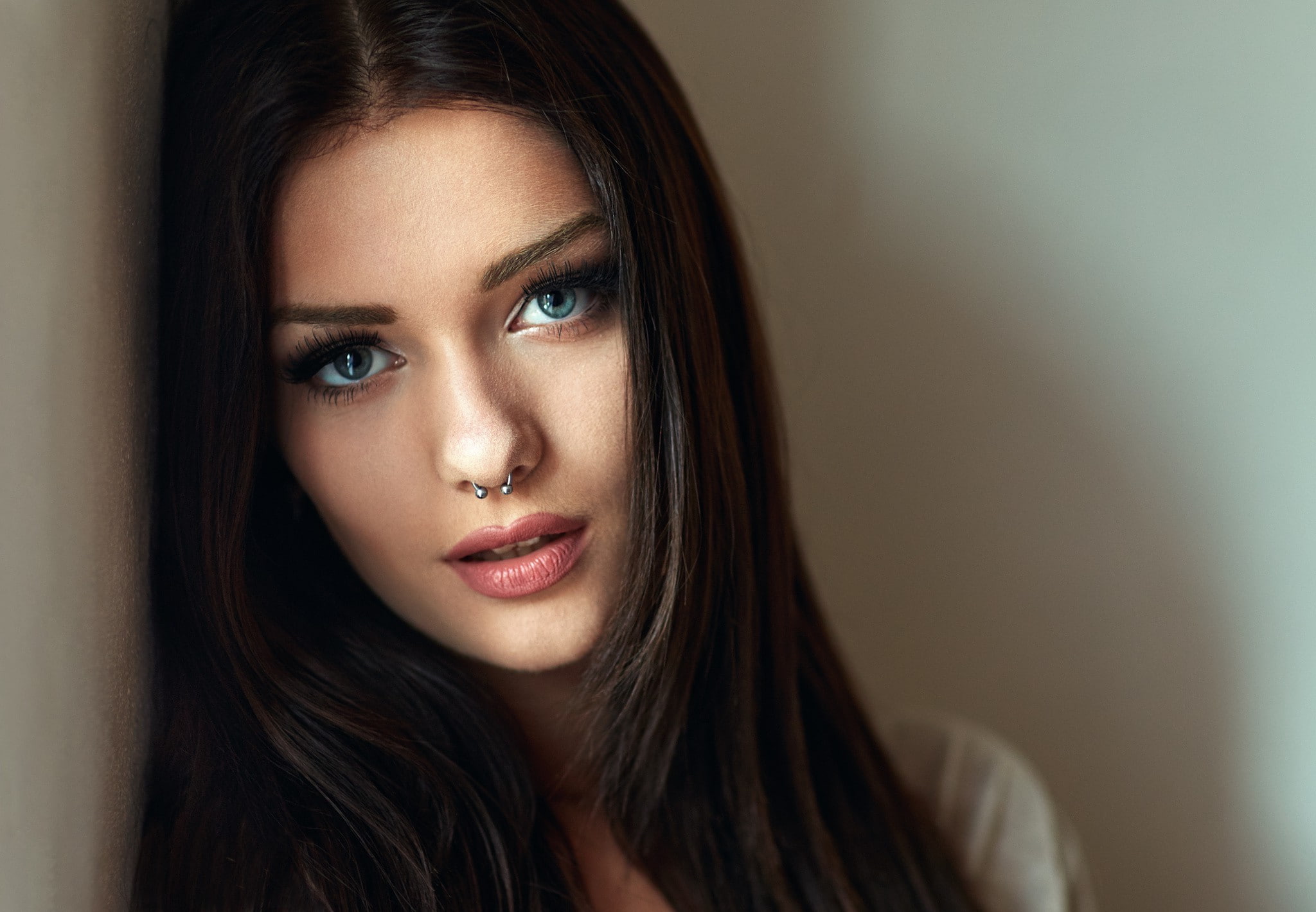 hair, adult, beautiful woman, one person, headshot, fashion, human body part, Milan R, beautiful people, hairstyle, closeup, beauty, close-up, indoors, HD Wallpaper