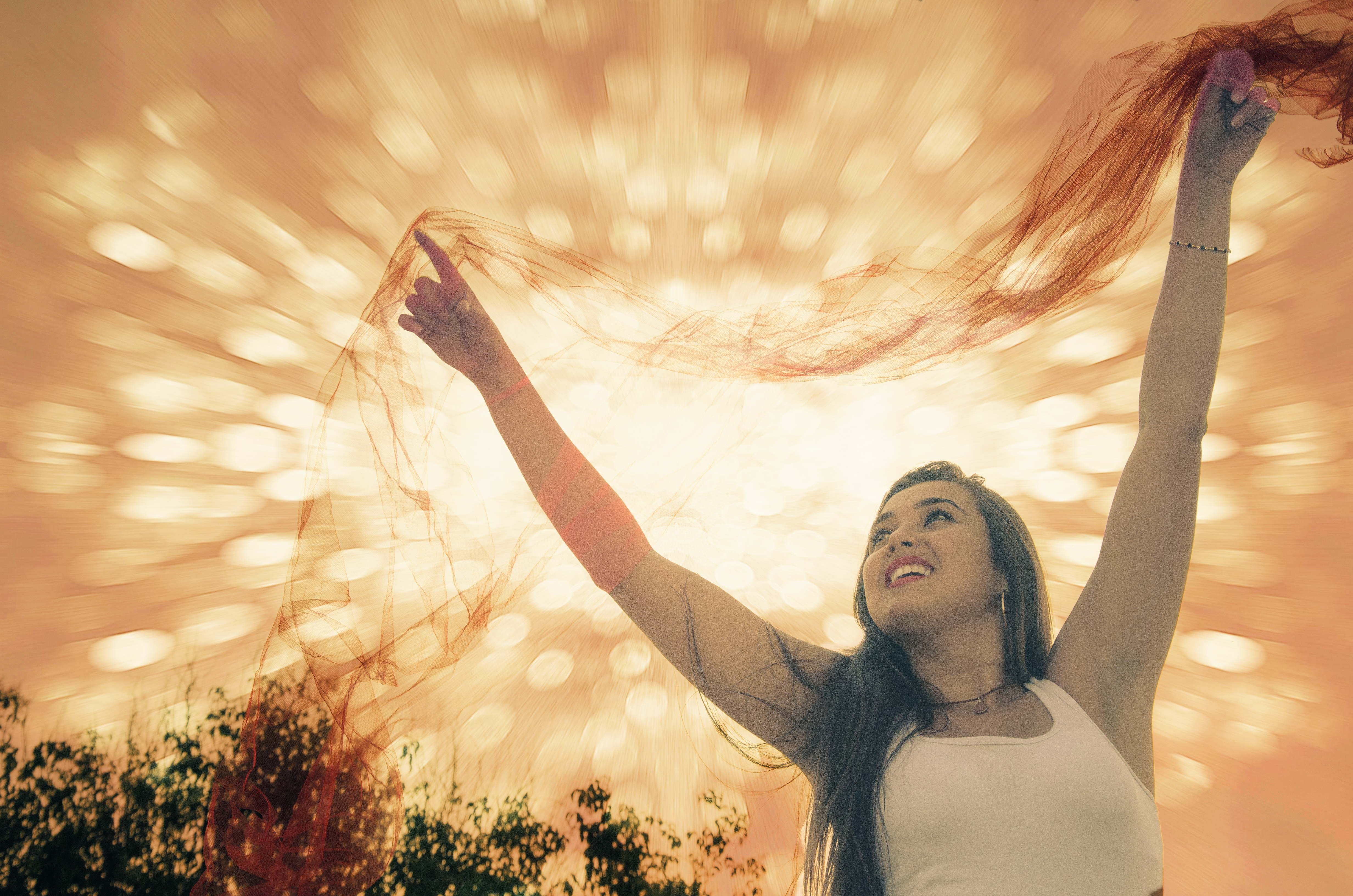 4K, sol, one Person, joy, lifestyles, looking up, happiness, summer, human body part, hand, positive emotion, female, nature, emotion, young Adult, women, HD Wallpaper