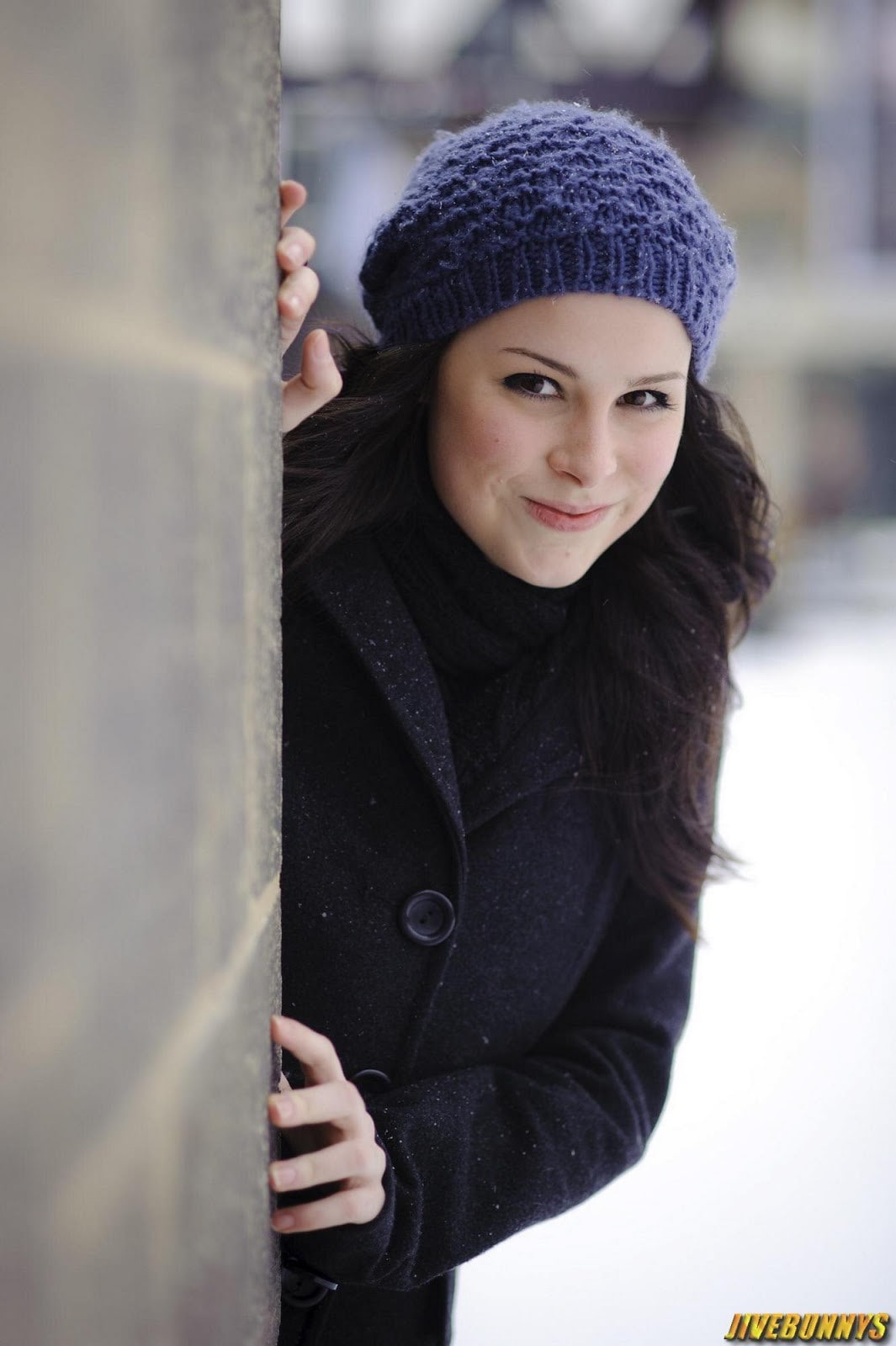 eyes, adult, young women, one person, clothing, winter, hairstyle, looking at camera, women, teenager, brunette, happiness, knit hat, young adult, warm clothing, Phone HD Wallpaper