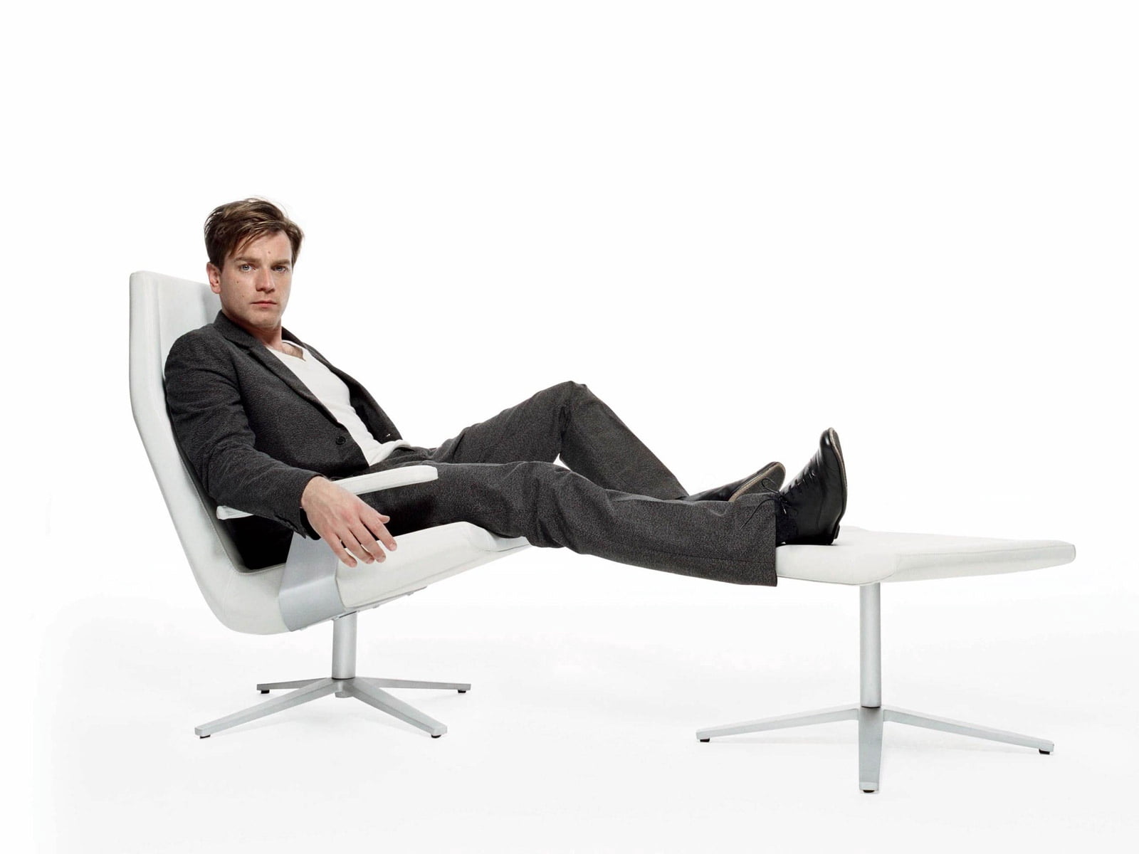 one Man Only, style, confidence, isolated On White, black, smiling, adults Only, armchair, professional Occupation, contemplation, businessman, seat, people, HD Wallpaper