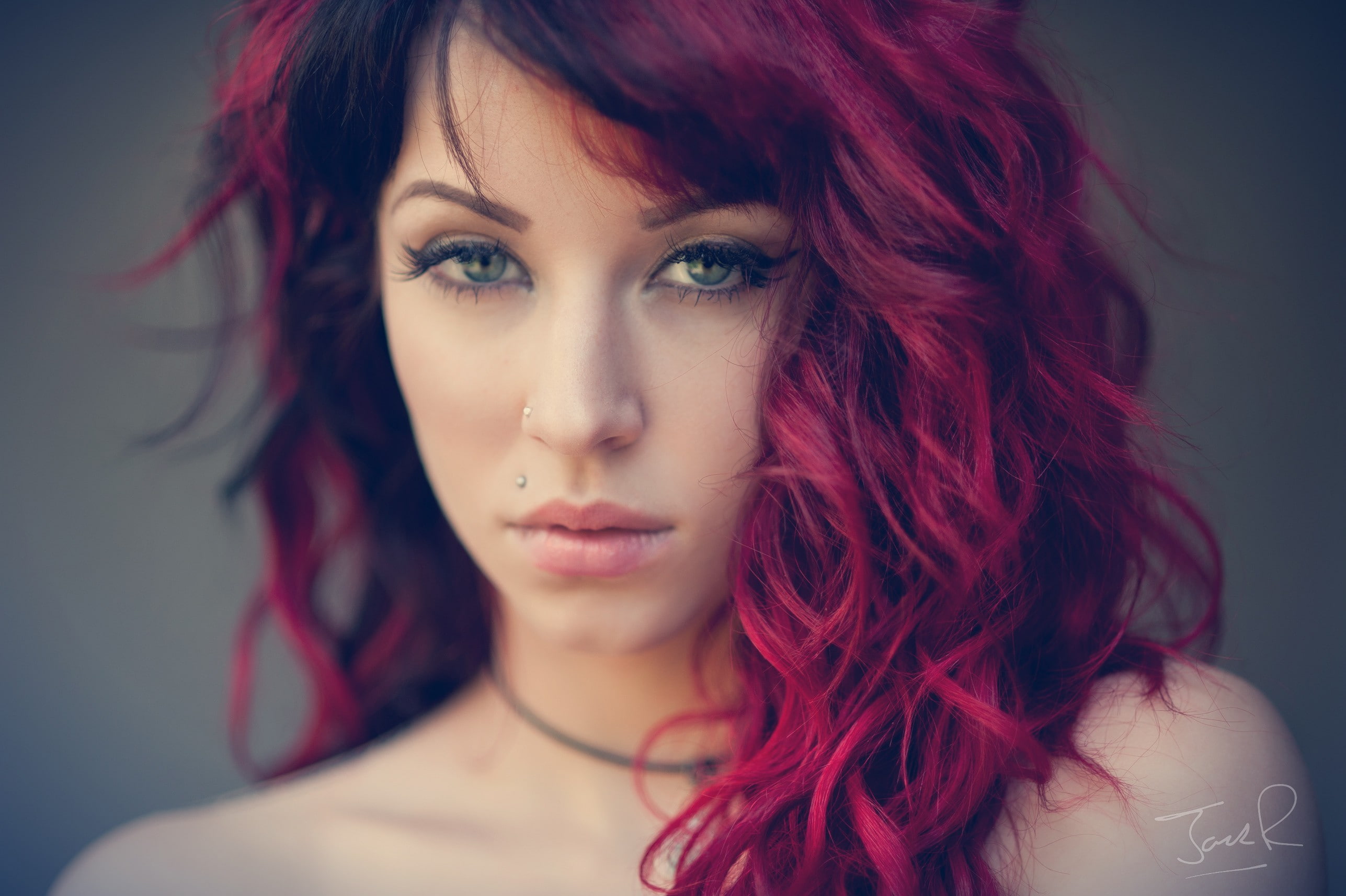 Jack Russell, simple background, piercing, portrait, redhead, looking at viewer, Rouge Suicide, 2K, Emma Howes, pierced nose, women, face, HD Wallpaper