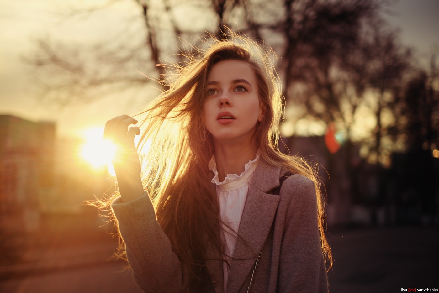 women outdoors, holding hair, coats, sunset, looking into the distance, blonde, Ilya Varivchenko, model, grey coat, portrait, depth of field, touching hair, HD Wallpaper