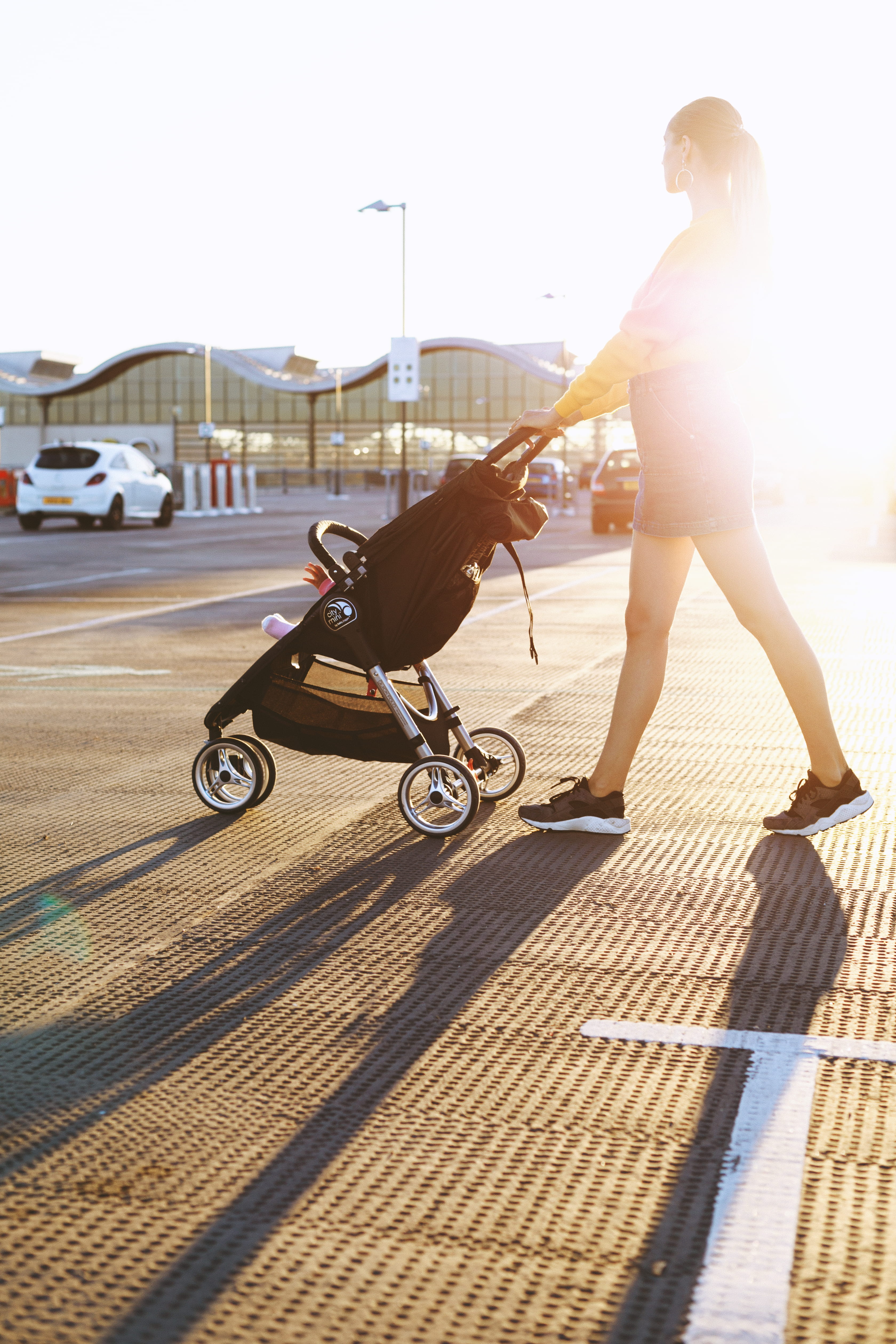 land vehicle, riding, lady, mom, mum, people, sunlight, leisure activity, flare, mother, female, full length, women, family, mami, shopping, newborn, mummy, Phone HD Wallpaper