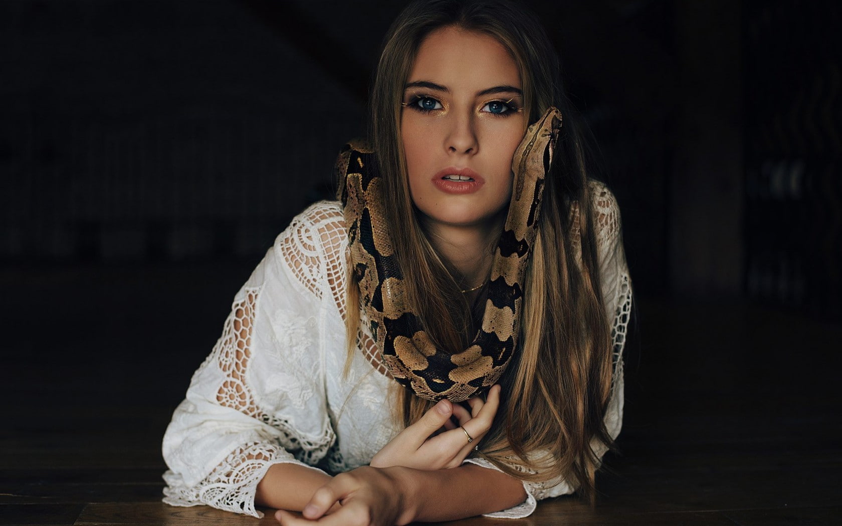 women, 720P, Camille Rochette, looking at viewer, on the floor, blue eyes, snake, lying on front, HD Wallpaper