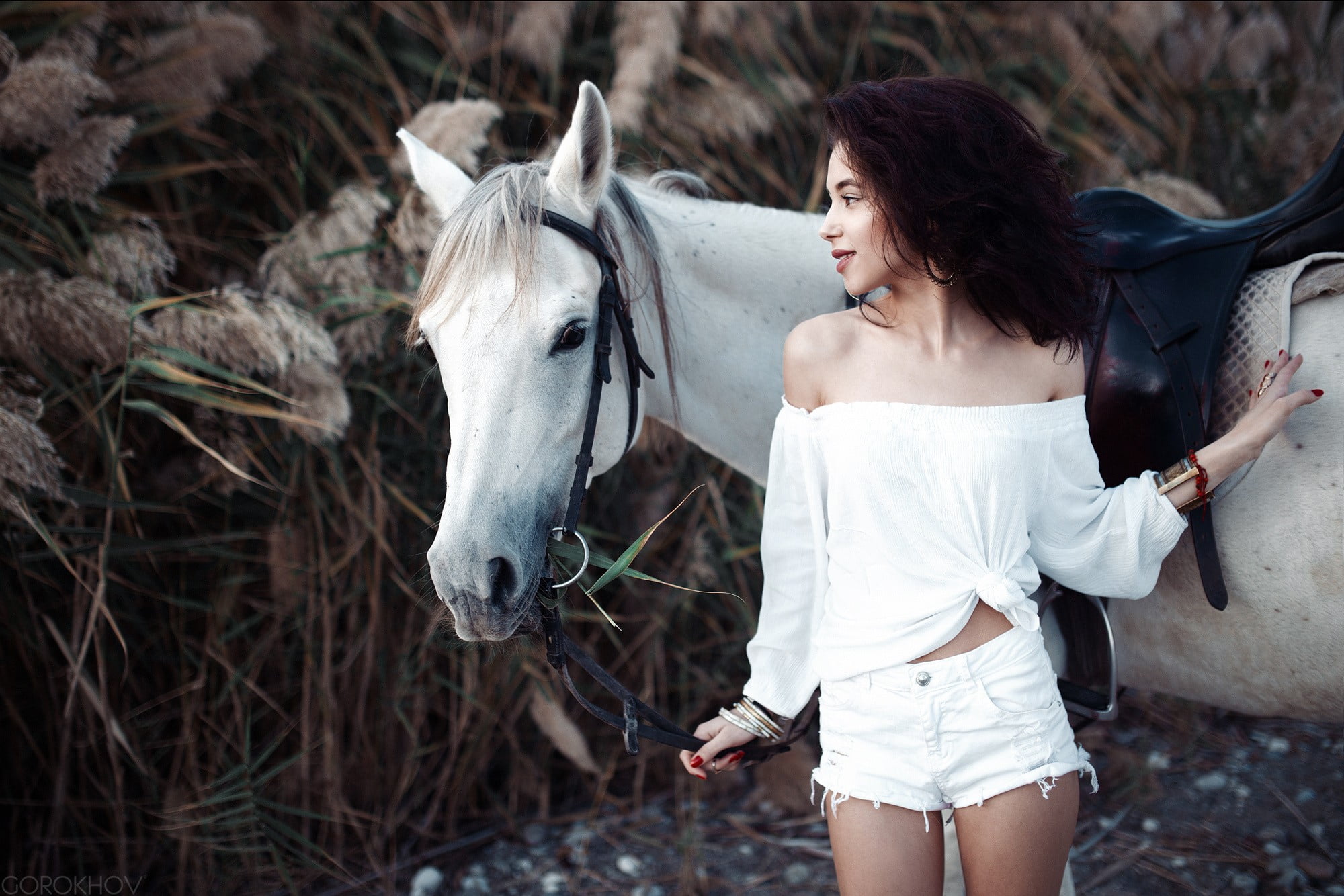 young women, animal wildlife, women outdoors, one person, land, leisure activity, animals, lifestyles, legs, 1080P, real people, Aliya Lando, horse, domestic animals, HD Wallpaper