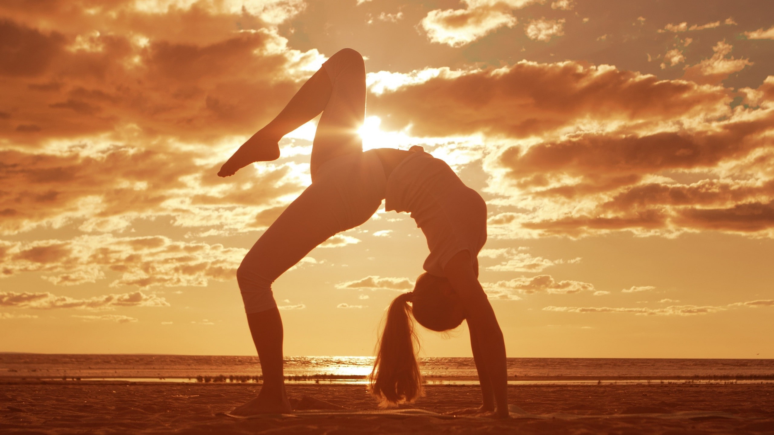 Yoga, Barefoot, Ponytail, Arched Back, sunlight, clouds, Women Outdoors, sunset, legs, women, beach, Stretching, 2K, HD Wallpaper