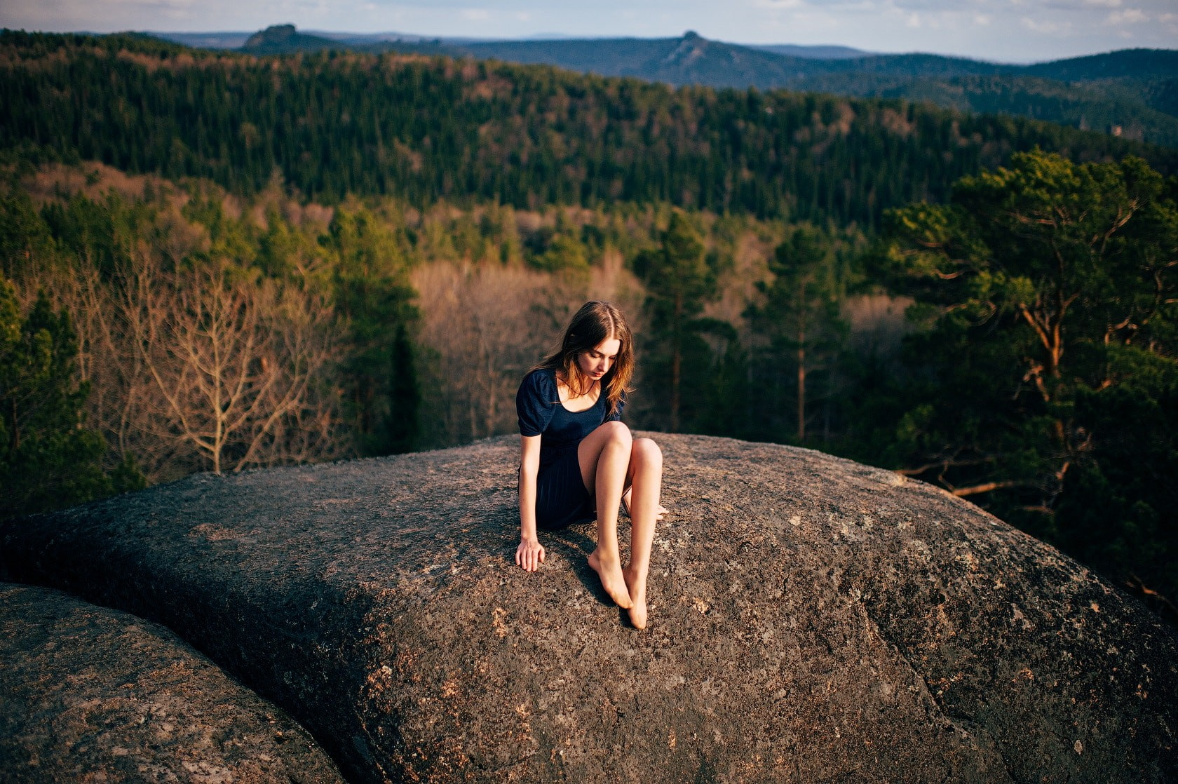 mountain, one person, long hair, dress, sitting, young women, beauty in nature, auburn hair, leisure activity, legs, barefoot, tree, outdoors, Marat Safin, HD Wallpaper