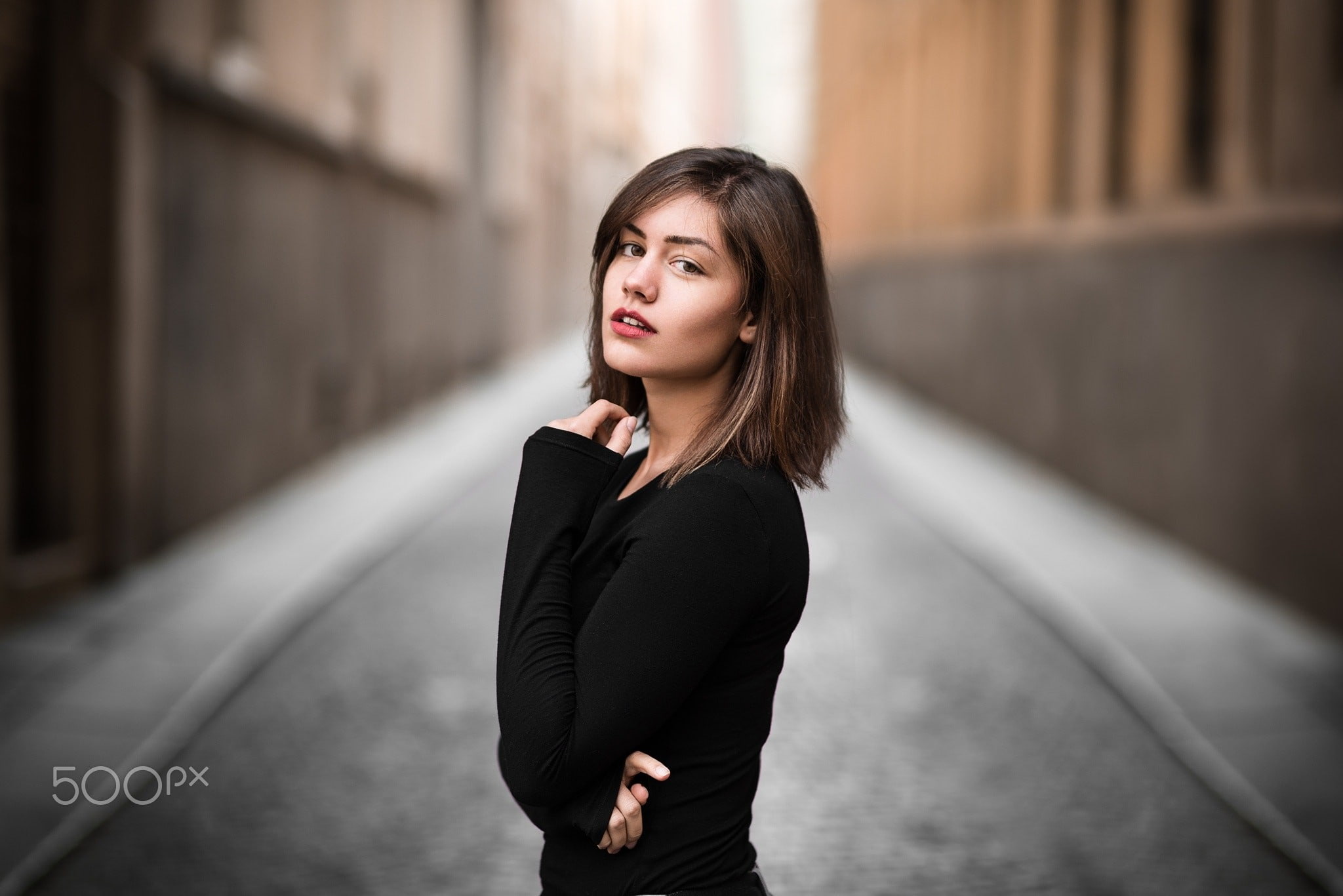 Luca Foscili, auburn hair, depth of field, straight hair, 1080P, women, long hair, looking at viewer, model, HD Wallpaper