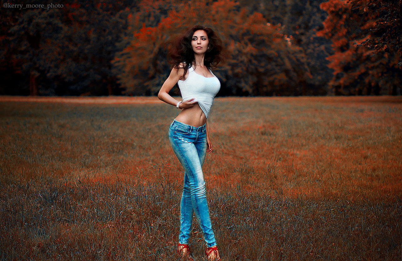 720P, young adult, belly, casual clothing, crop top, nature, tree, beauty, jeans, full length, women outdoors, young women, outdoors, adult, day, contemplation, HD Wallpaper