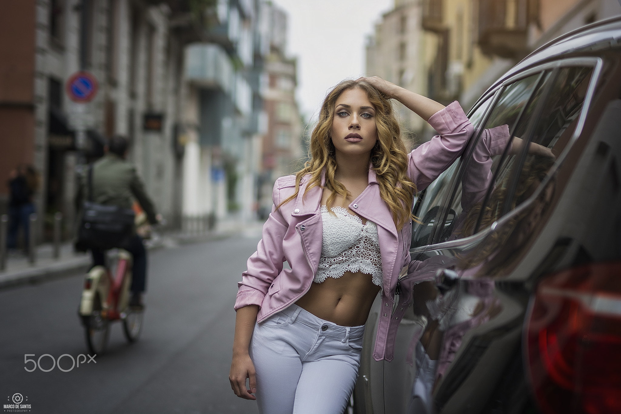 one person, depth of field, hair, mode of transportation, women outdoors, focus on foreground, young women, young adult, blonde, city, street, tanned, architecture, HD Wallpaper
