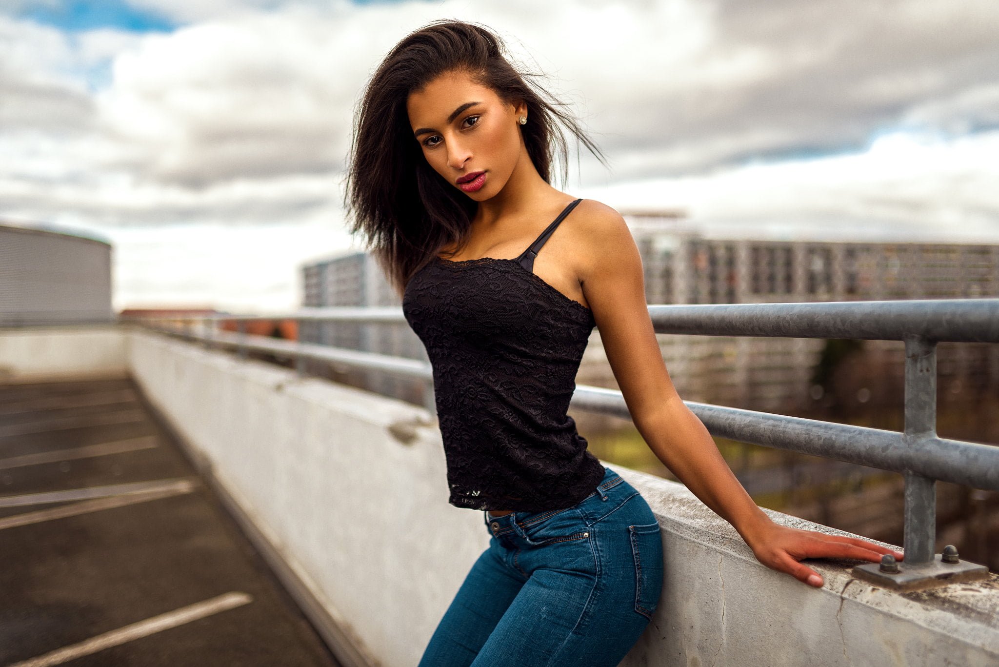 lifestyles, standing, beautiful woman, jeans, women, hairstyle, railing, cloud - sky, young adult, young women, hair, nature, tanned, sky, architecture, HD Wallpaper