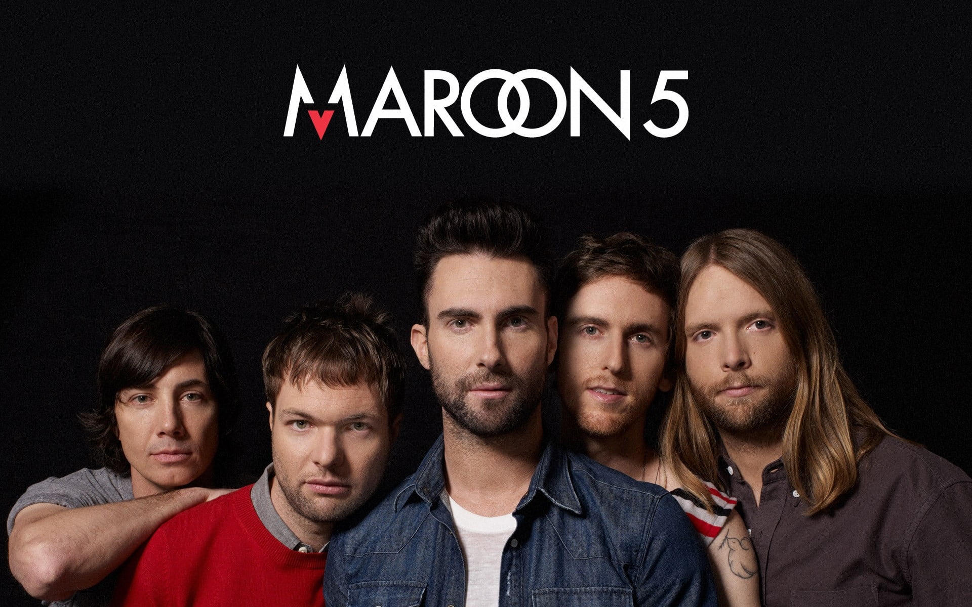 group of people, Band, text, people, Maroon 5, young men, Sign, young adult, casual clothing, front view, 1080P, portrait, young women, indoors, western script, HD Wallpaper