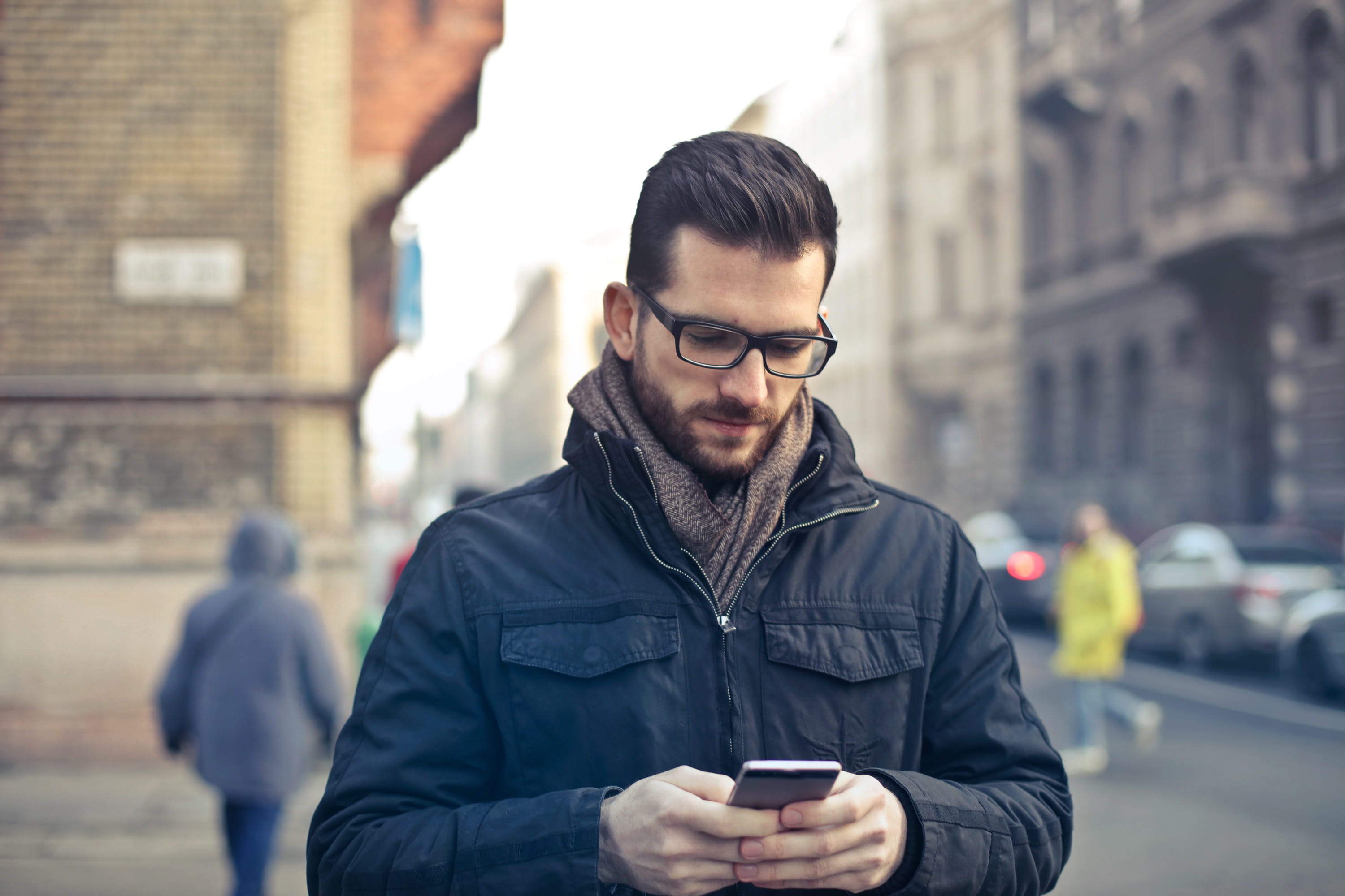 road, Old, selective focus, urban, jacket, young, portable information device, males, man, facial hair, adult, 25-30 Years, muffler, city street, Outdoors, HD Wallpaper