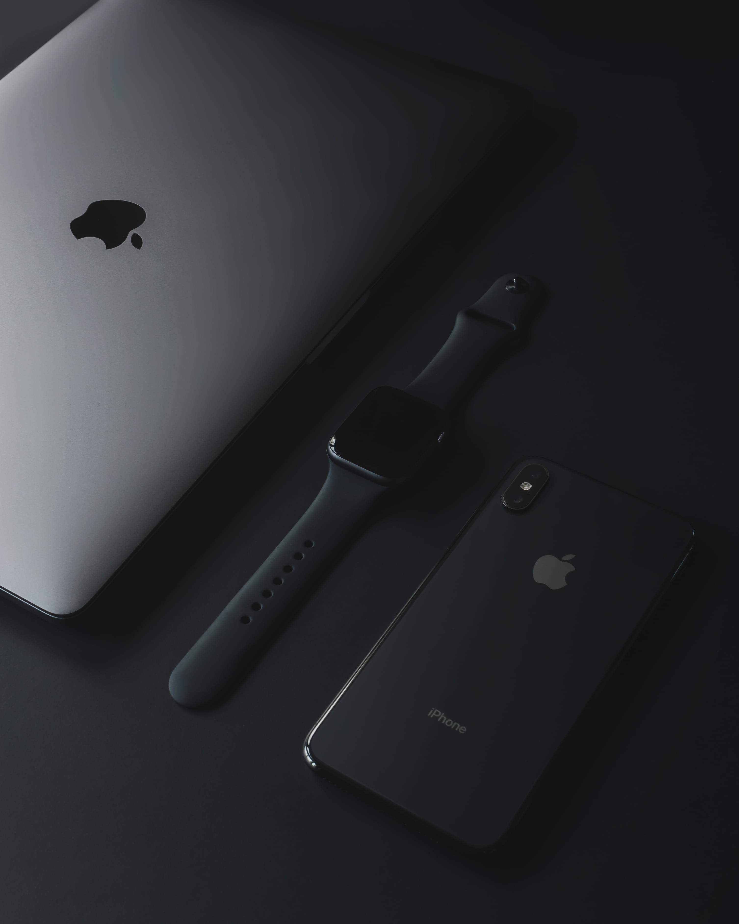 black color, connection, wireless technology, smart phone, mobile phone, single object, assorted, studio shot, close-up, high angle view, indoors, technology, Phone HD Wallpaper