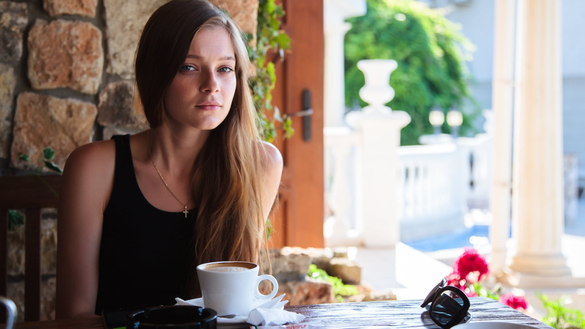 table, front view, young women, coffee cup, drink, 1080P, hair, portrait, women, leisure activity, mug, one person, young adult, beautiful woman, cup, HD Wallpaper