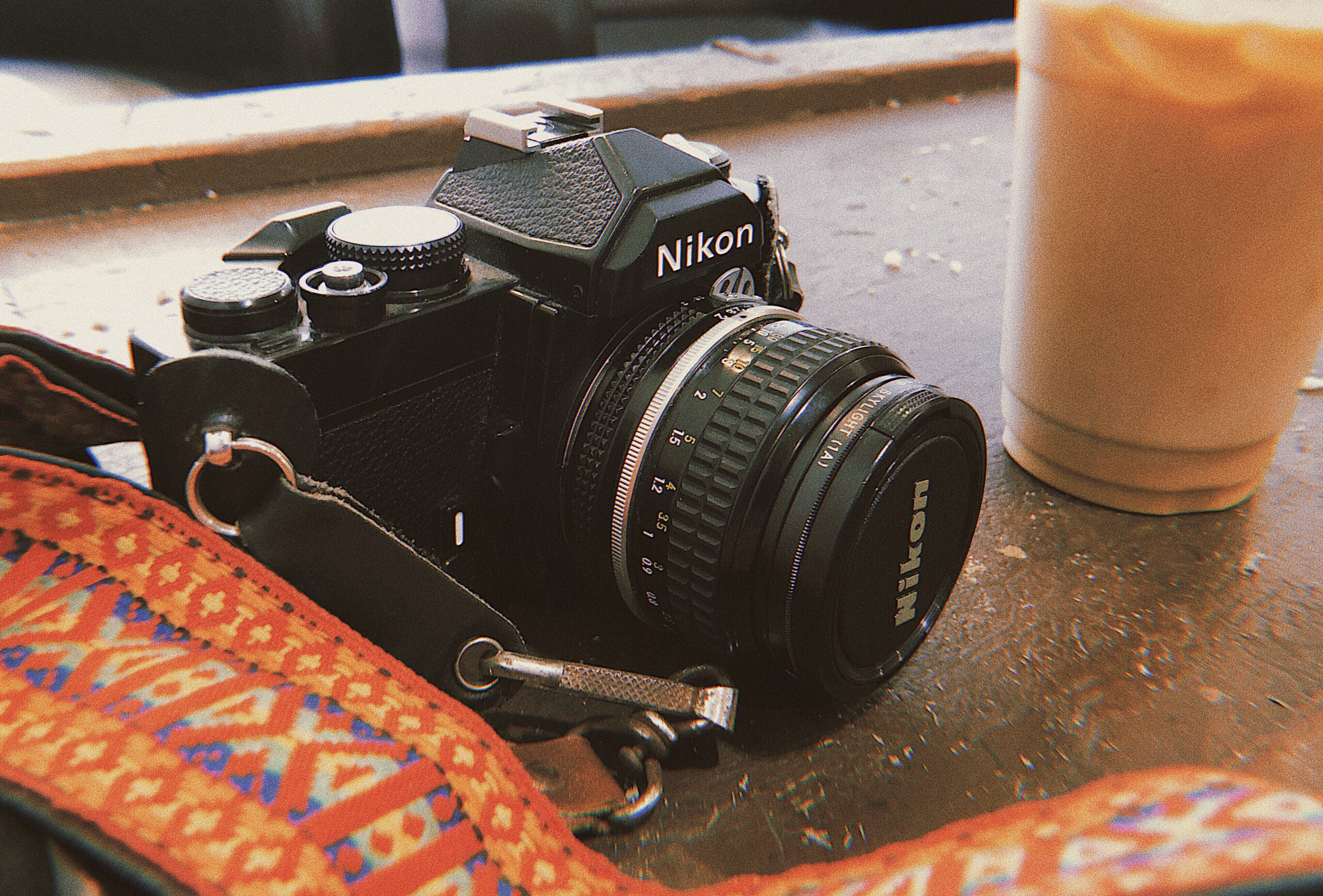 iced coffee, vsco, instagram, photographic equipment, filter, close-up, day, nikon camera, 35mm camera, lens - optical instrument, photographing, warm tones, HD Wallpaper