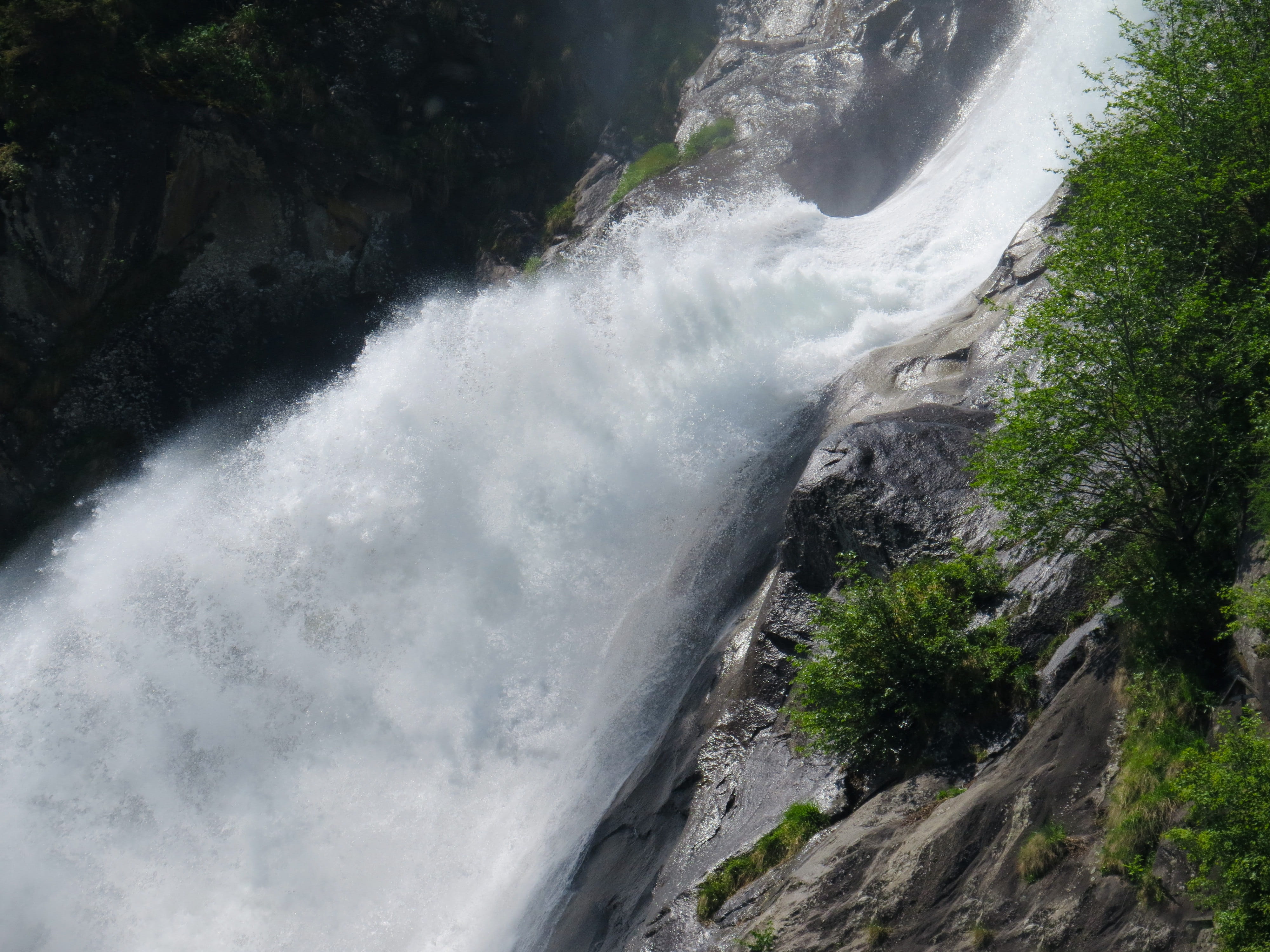 day, rock - object, beauty in nature, plant, sea, flowing, water, flowing water, power in nature, partschins, motion, long exposure, Waterfall, 4K, rock, HD Wallpaper
