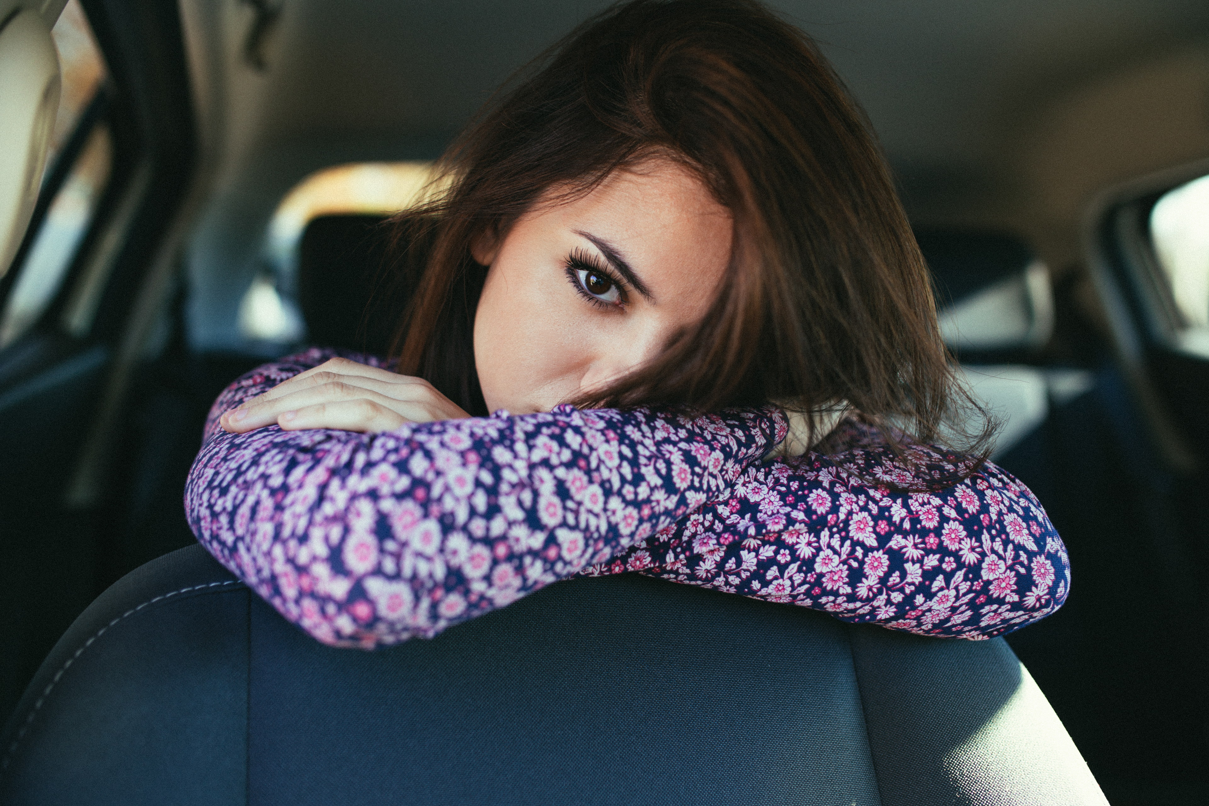 mode of transportation, land vehicle, beautiful woman, 4K, journey, beauty, model, women, brunette, sitting, car, motor vehicle, arms crossed, vehicle interior, HD Wallpaper