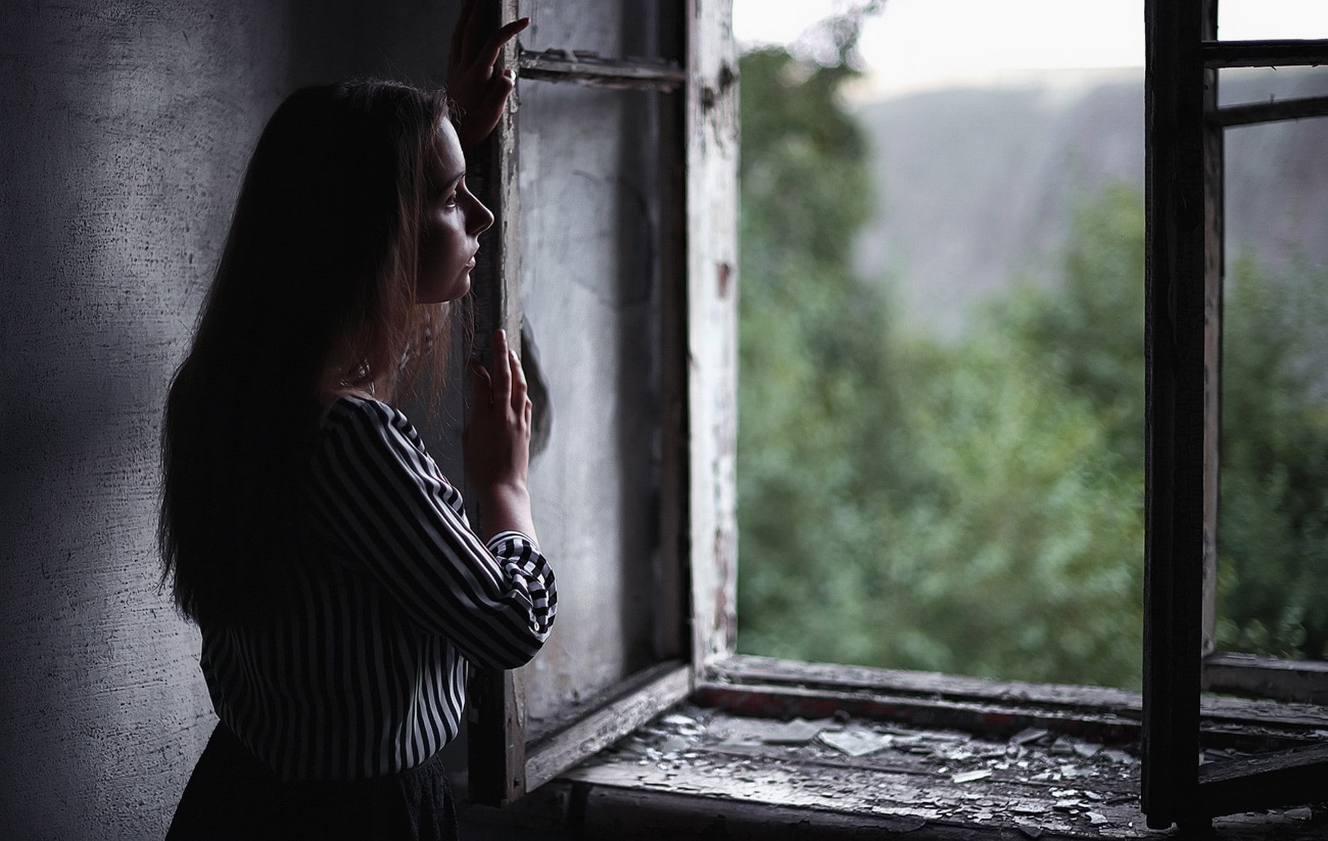 hopelessness, contemplation, window, sadness, hair, standing, day, women, looking away, depression - sadness, side view, 1080P, model, waist up, adult, HD Wallpaper