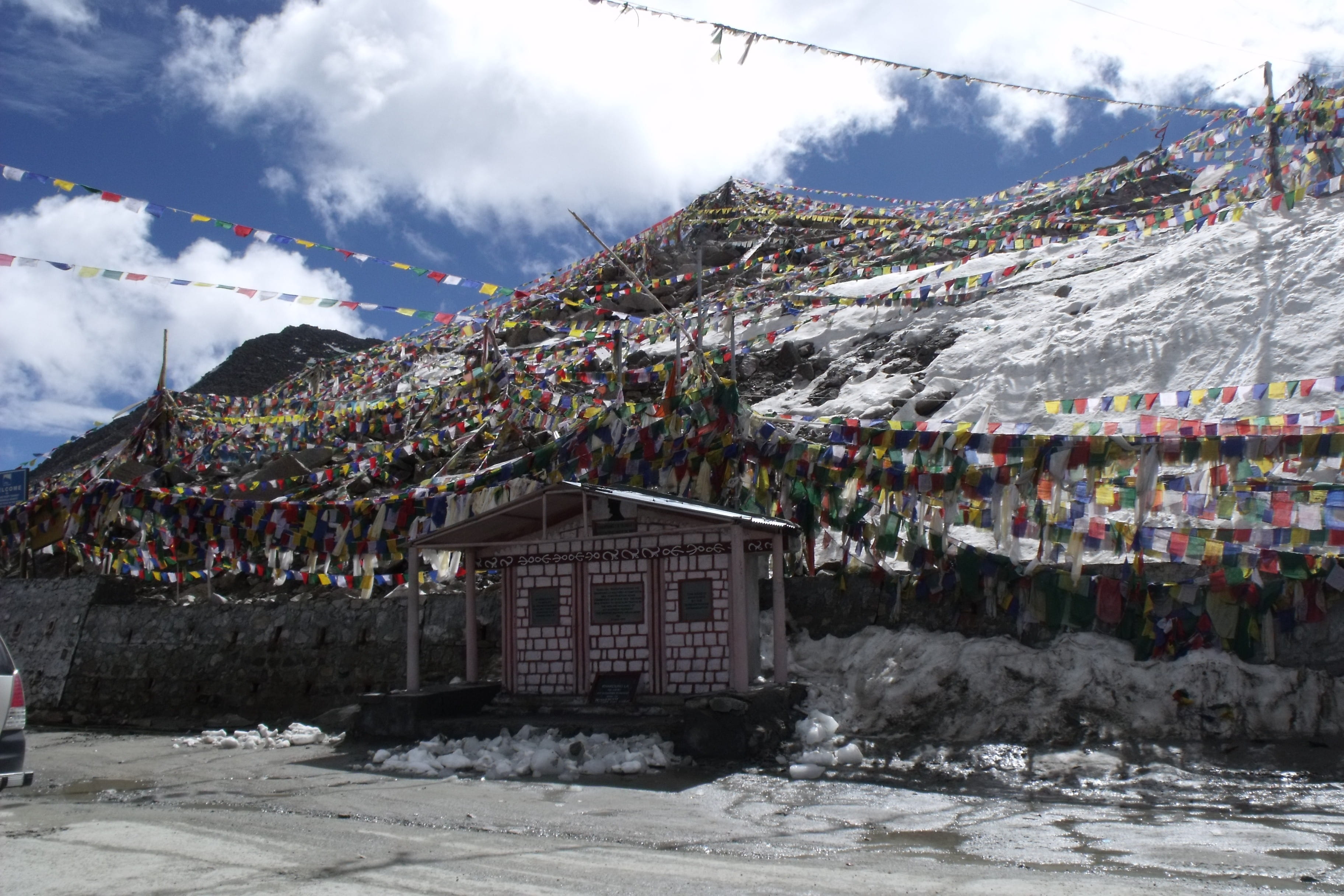 cloud - sky, ladakh, snow, no people, prayer flags, religion, buddhism, scenery, india, outdoors, stage, sky, colourful, hanging, building, himalayas, tibetan, HD Wallpaper