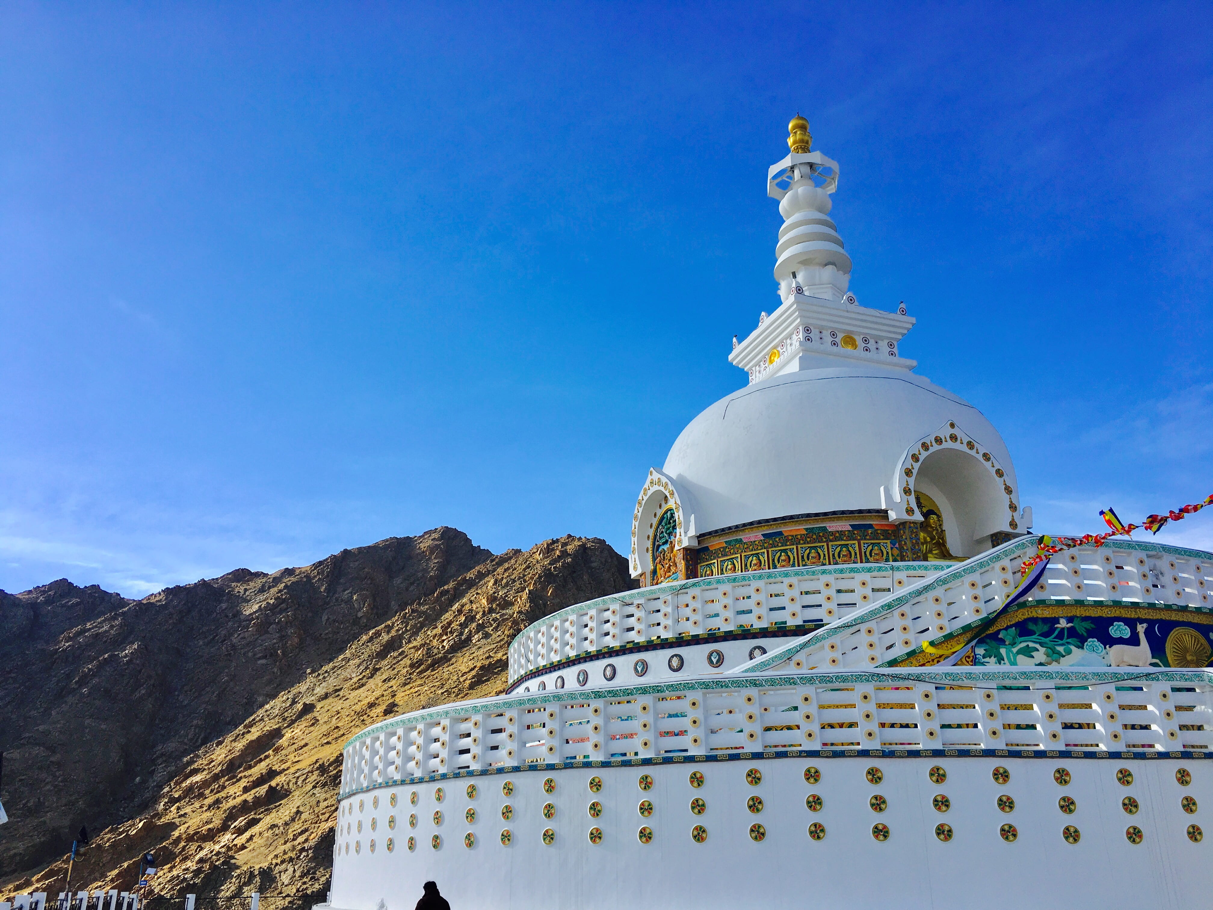 built structure, spirituality, travel destinations, building, 4K, no people, building exterior, nature, steps, sky, travel, blue, rocks, day, flag, shanti, HD Wallpaper