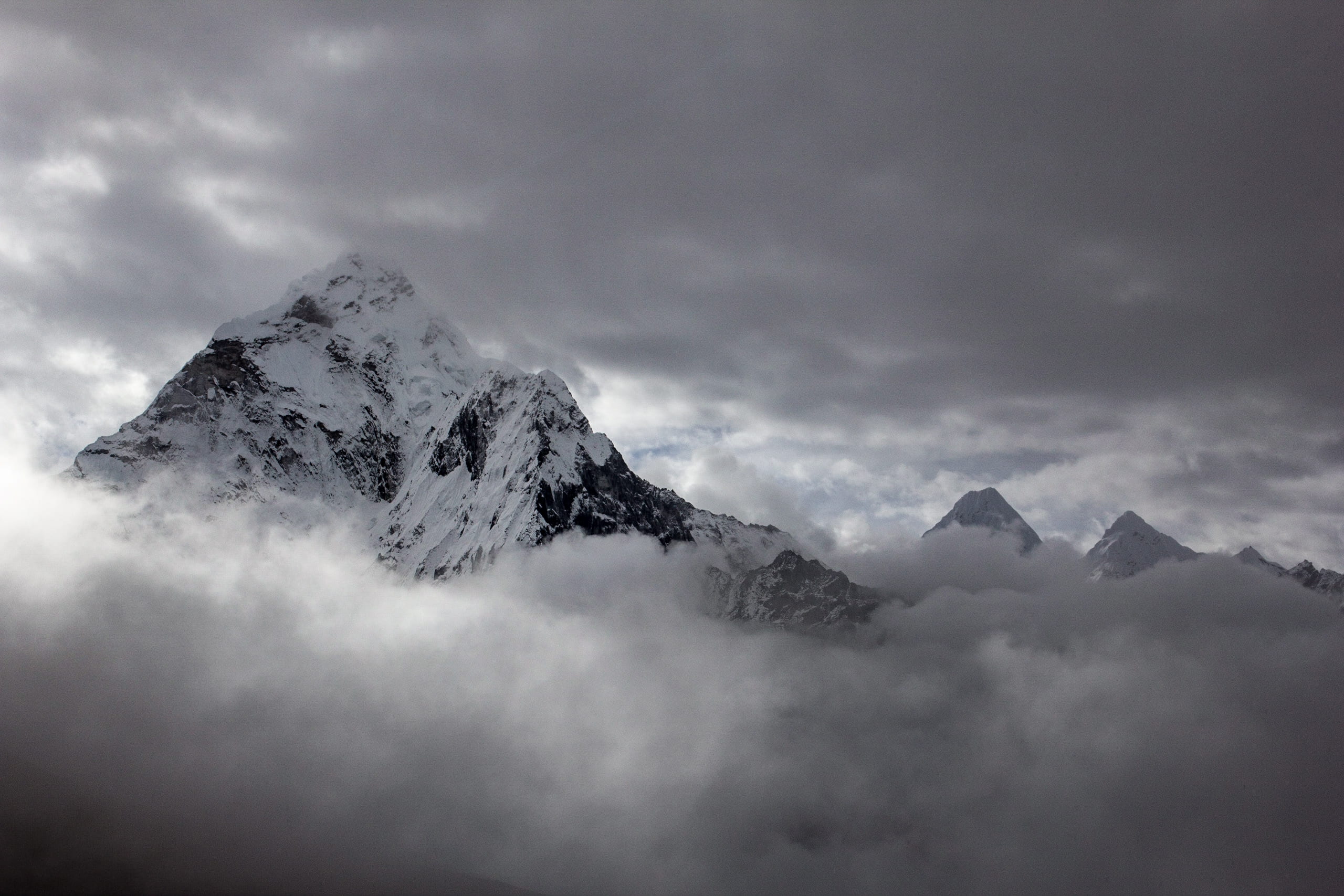 beauty in nature, cloudscape, environment, everest base camp, everest base camp trek, cover, dughla, nepal, no people, snowcap, cloud - sky, peak, sky, HD Wallpaper