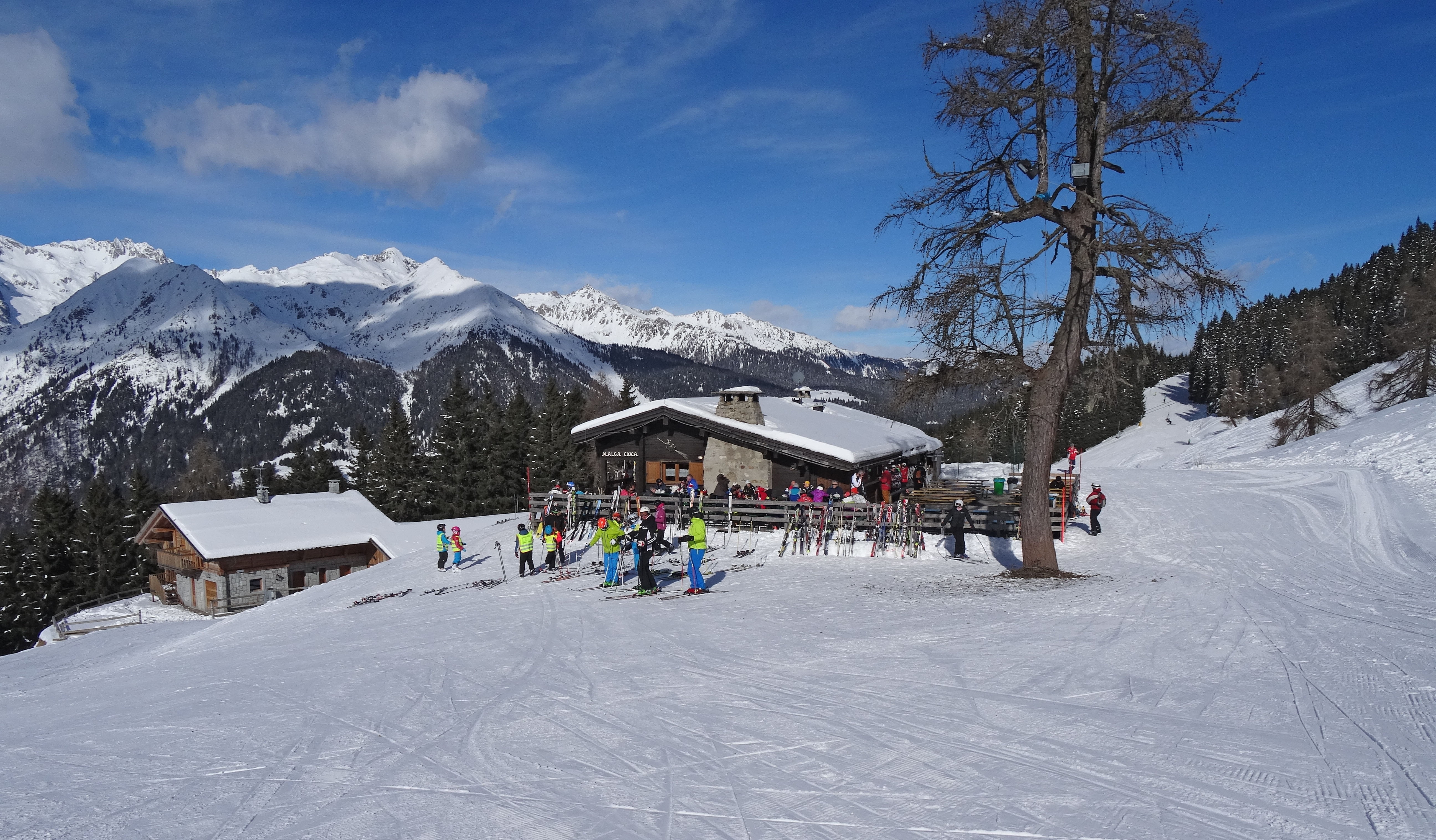 mountains, architecture, 5K, travel destinations, madonna di campiglio, snowcapped mountain, ski resort, landscape, ski holiday, warm clothing, holiday, HD Wallpaper