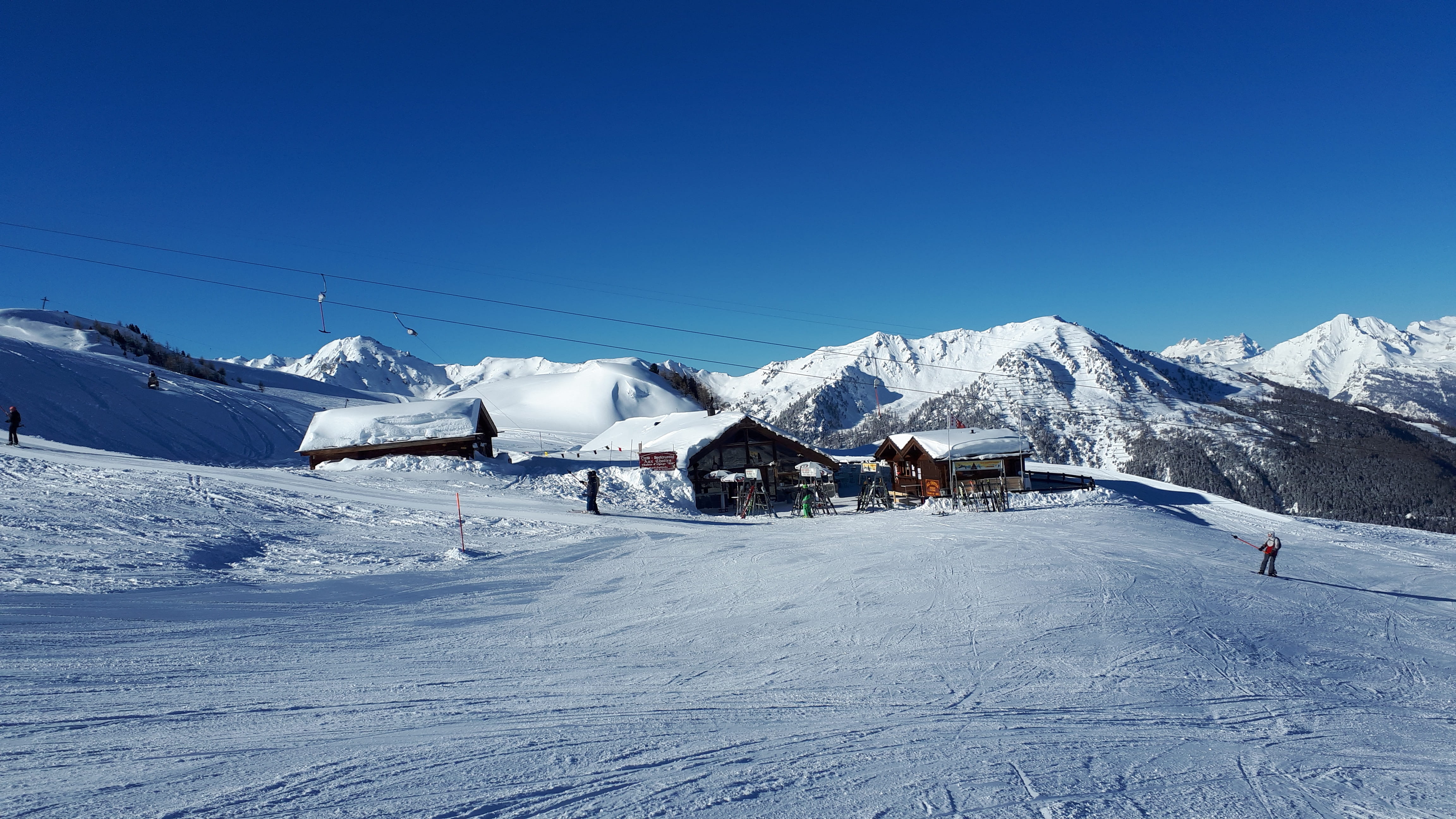 sky, thyon, mountain range, gondola, mountain group, verbier, blue, snow, trees, landscape, cold, sun, winter sport, environment, winter, lift, snowcapped mountain, HD Wallpaper