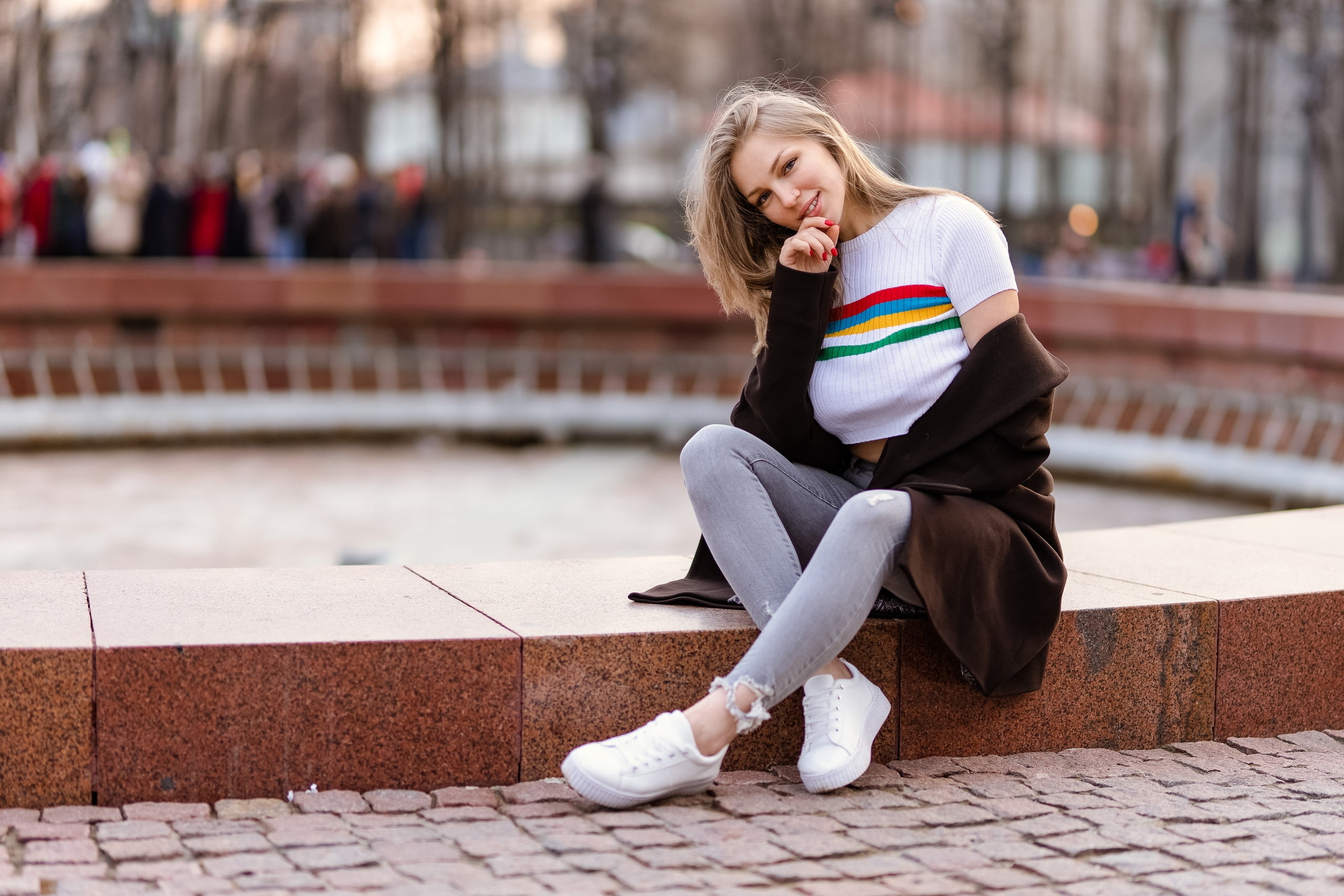 2K, nose rings, brown jacket, jeans, outdoors, red nails, sitting, looking at viewer, urban, coats, crop top, depth of field, Ilya Pistoletov, Anna Bykanova, HD Wallpaper