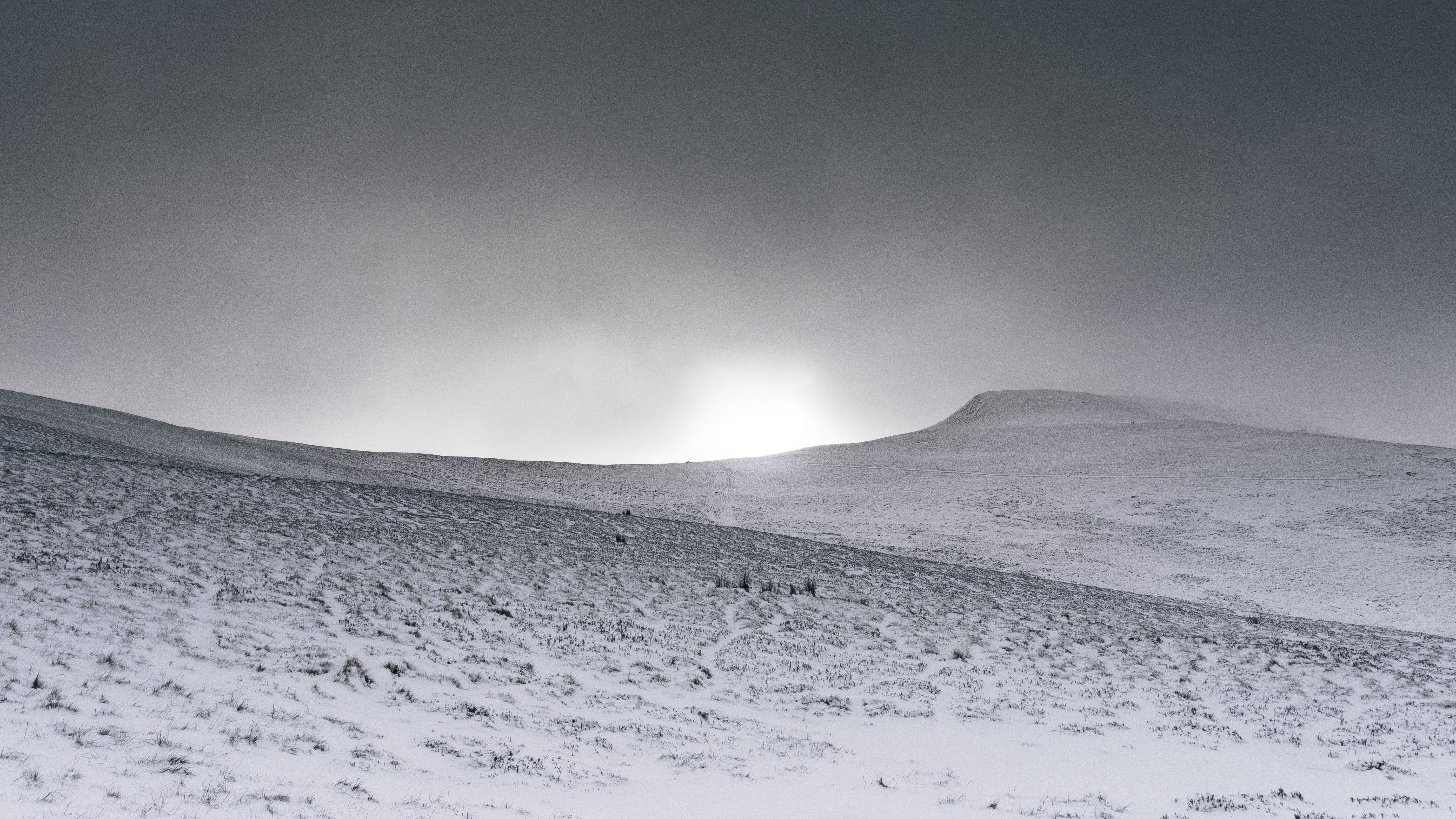remote, mountain, extreme weather, moutains, tranquility, brecon, landscape, 5K, sky, ski, scenics - nature, climate, cold temperature, non-urban scene, HD Wallpaper