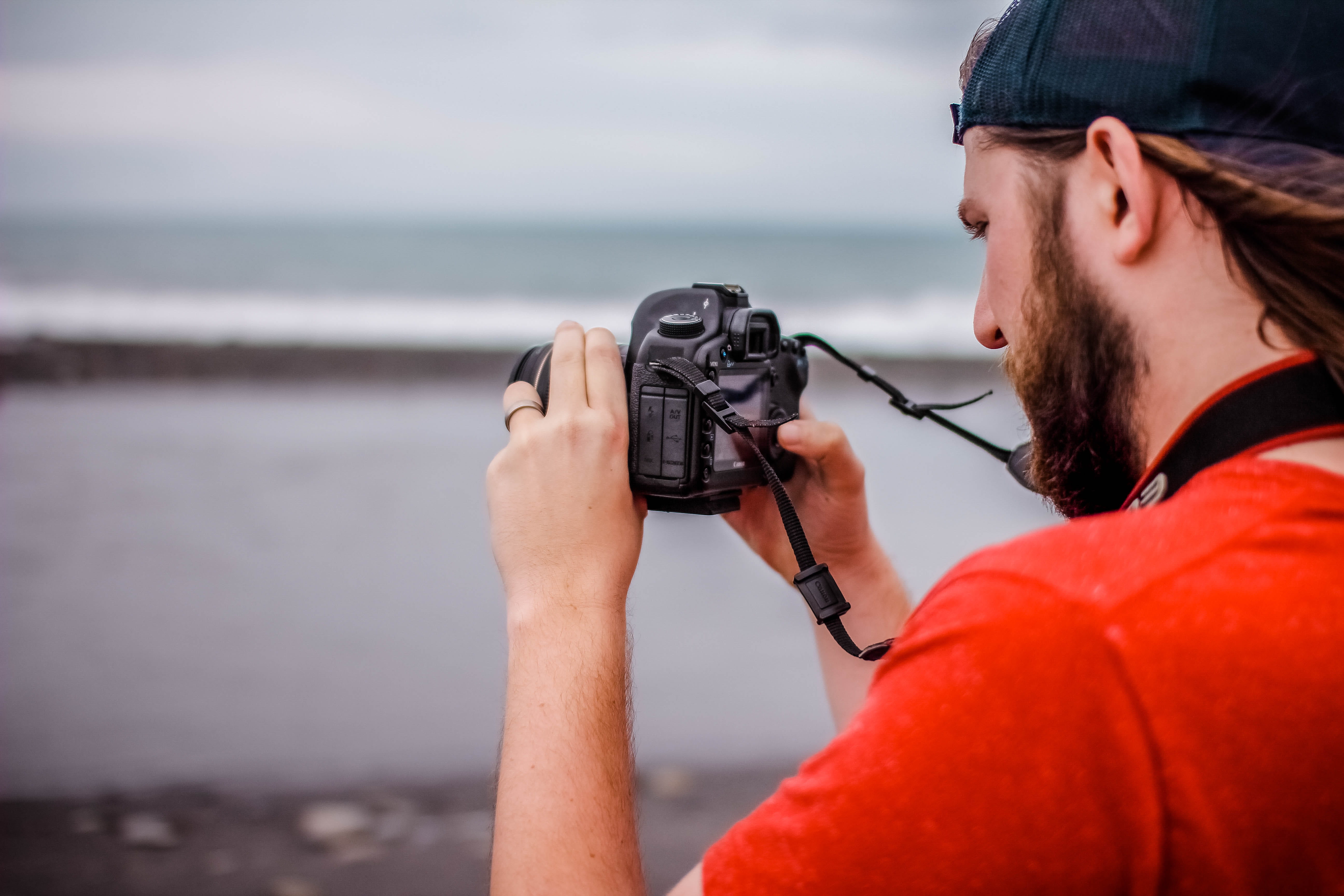 photographic equipment, men, photographing, photographer, camera - photographic equipment, lifestyles, photo, taiwan, water, outdoors, person, real people, HD Wallpaper