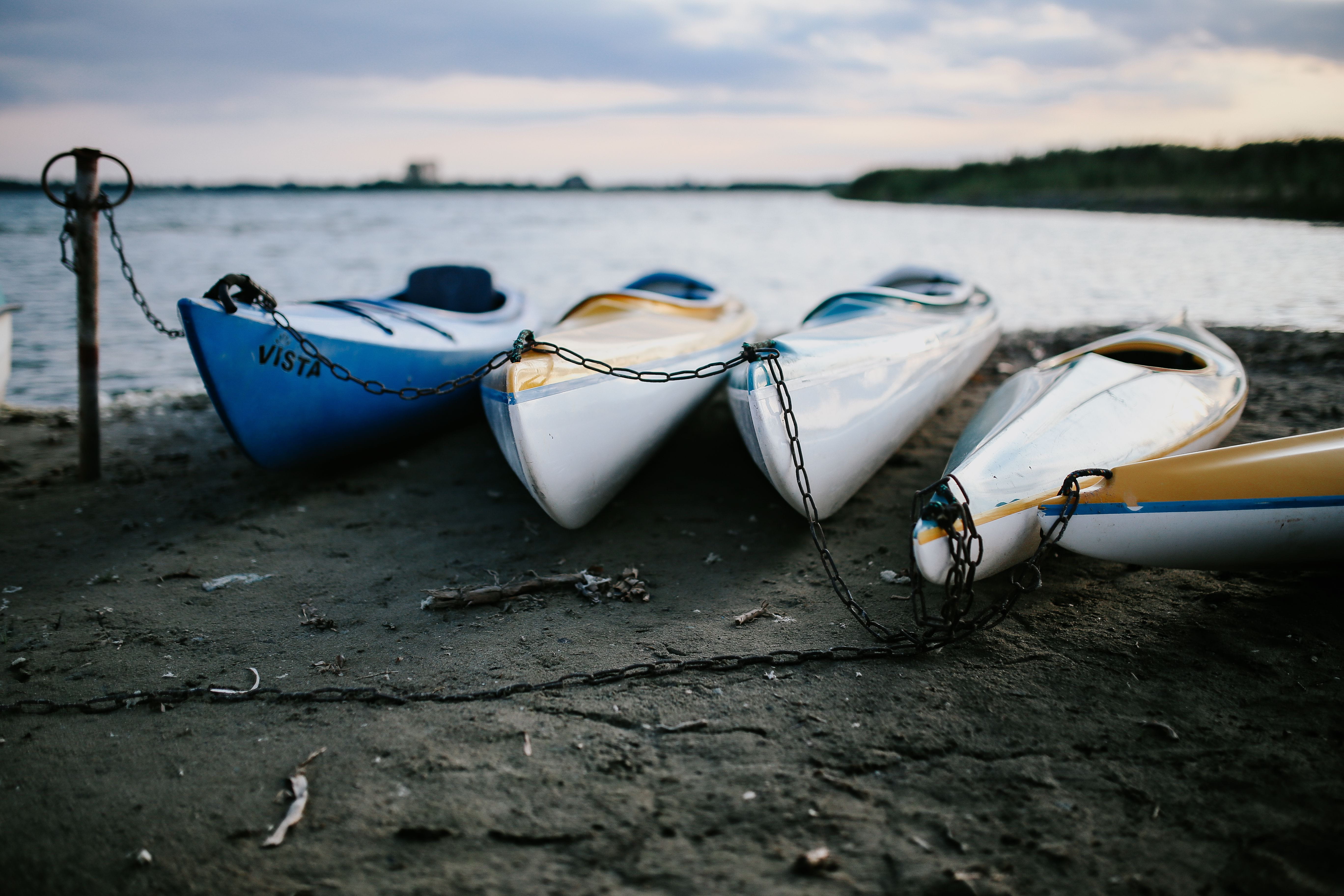 kayak, land, beach, rowboat, outdoors, pier, tranquility, sky, beauty in nature, by the lake, transportation, Wooden pier, mode of transportation, sea, HD Wallpaper
