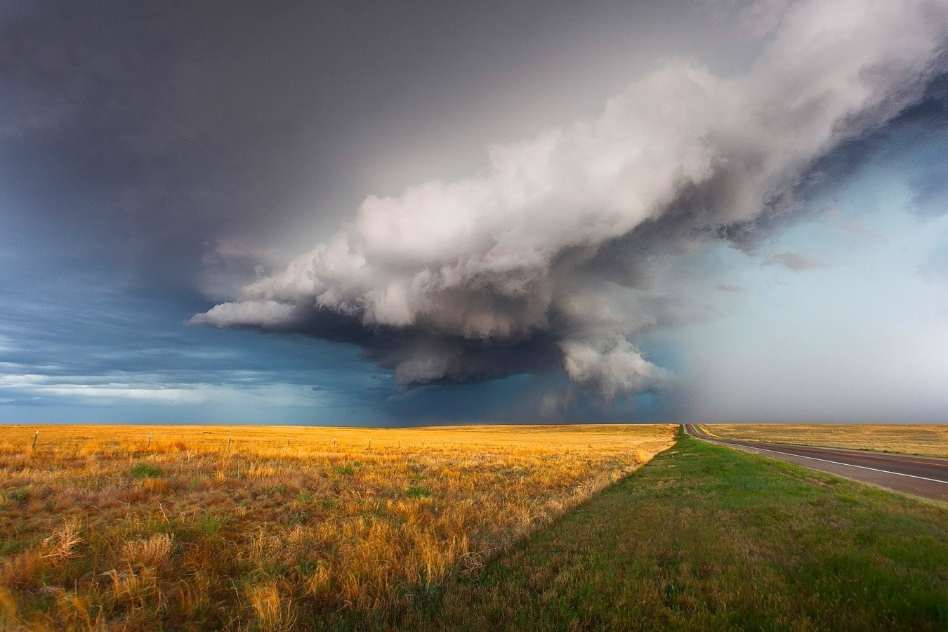 ominous, sky, horizon over land, storm, no people, thunderstorm, natural disaster, 720P, grass, beauty in nature, sign, dramatic sky, supercell (nature), HD Wallpaper