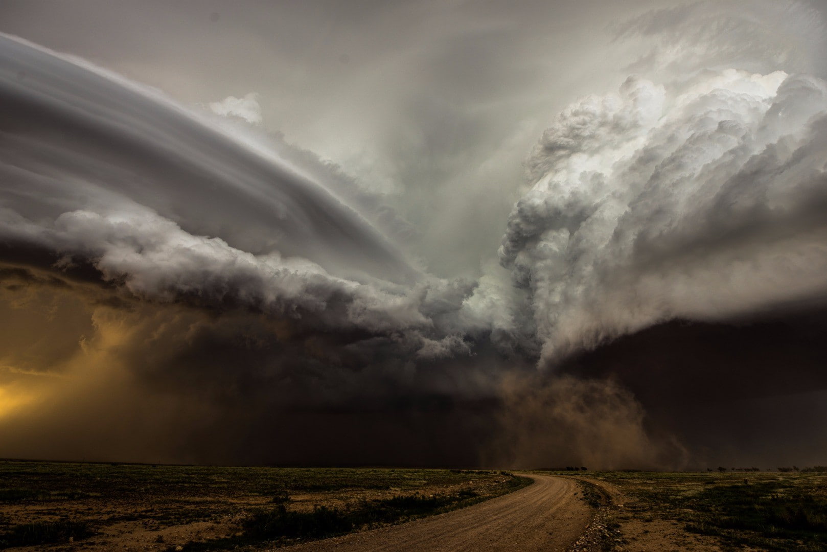 extreme weather, no people, storm cloud, power in nature, tornado, risk, storm, dramatic sky, thunderstorm, scenics - nature, sign, threats, ominous, landscape, HD Wallpaper