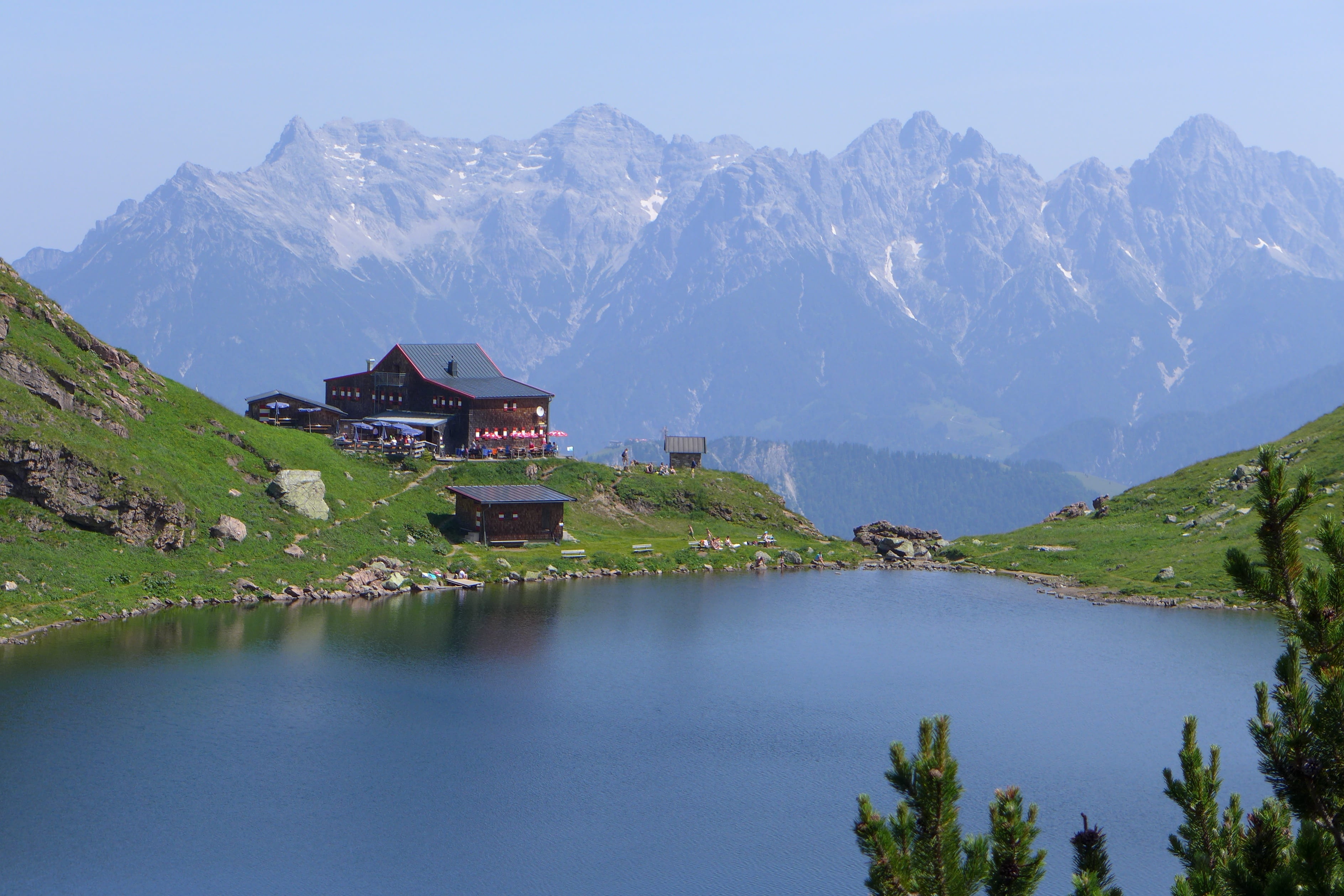 lake, travel destinations, rustic, idyll, 2K, building exterior, hut evening, alpine, water, tyrol, kitzbühel, built structure, austria, sky, landscape, HD Wallpaper