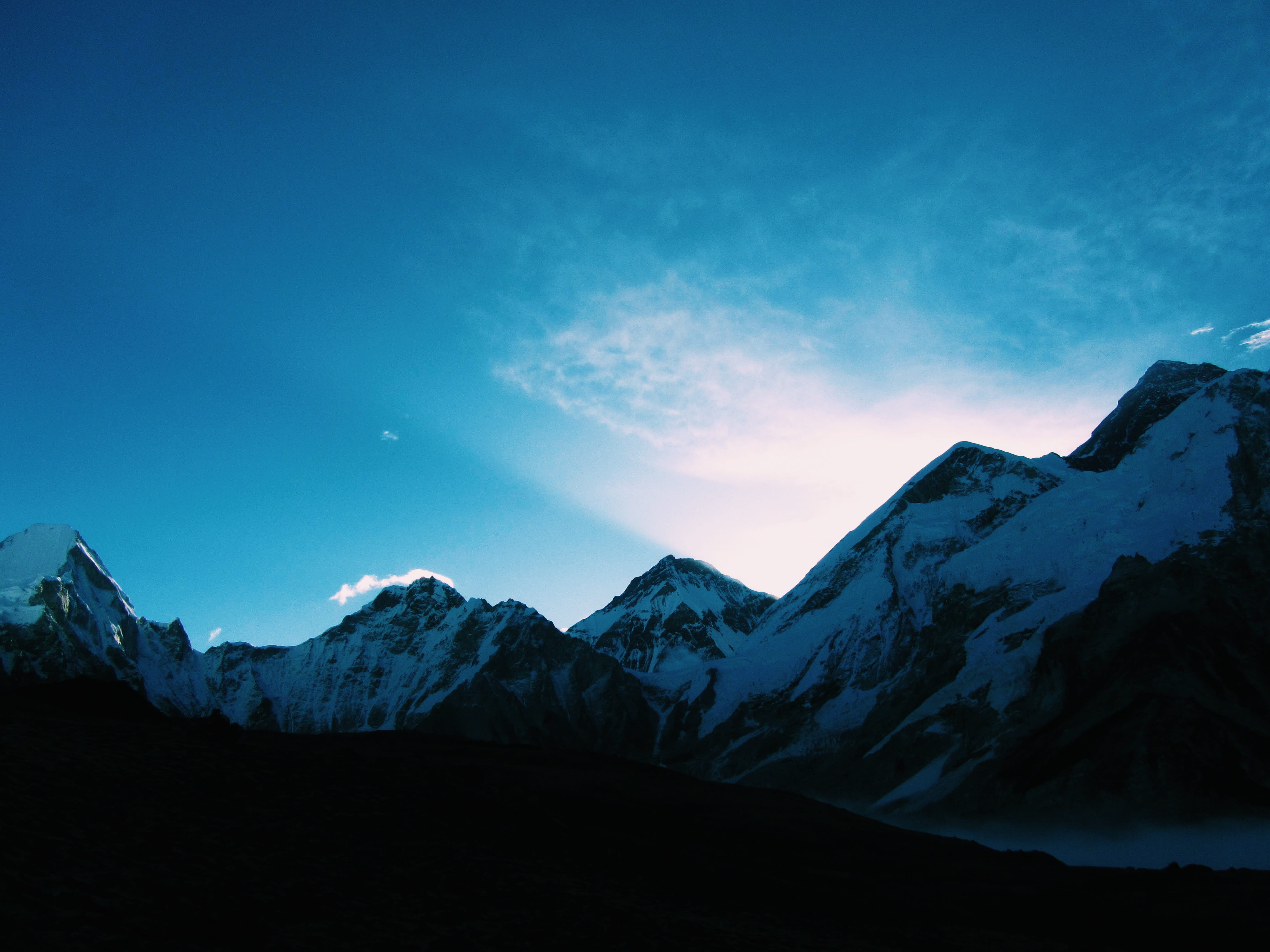 ray, sunset, scenics - nature, mountain peak, mountains, snowcapped mountain, peak, 4K, beauty in nature, kala patthar, white, tranquility, ice, non-urban scene, HD Wallpaper