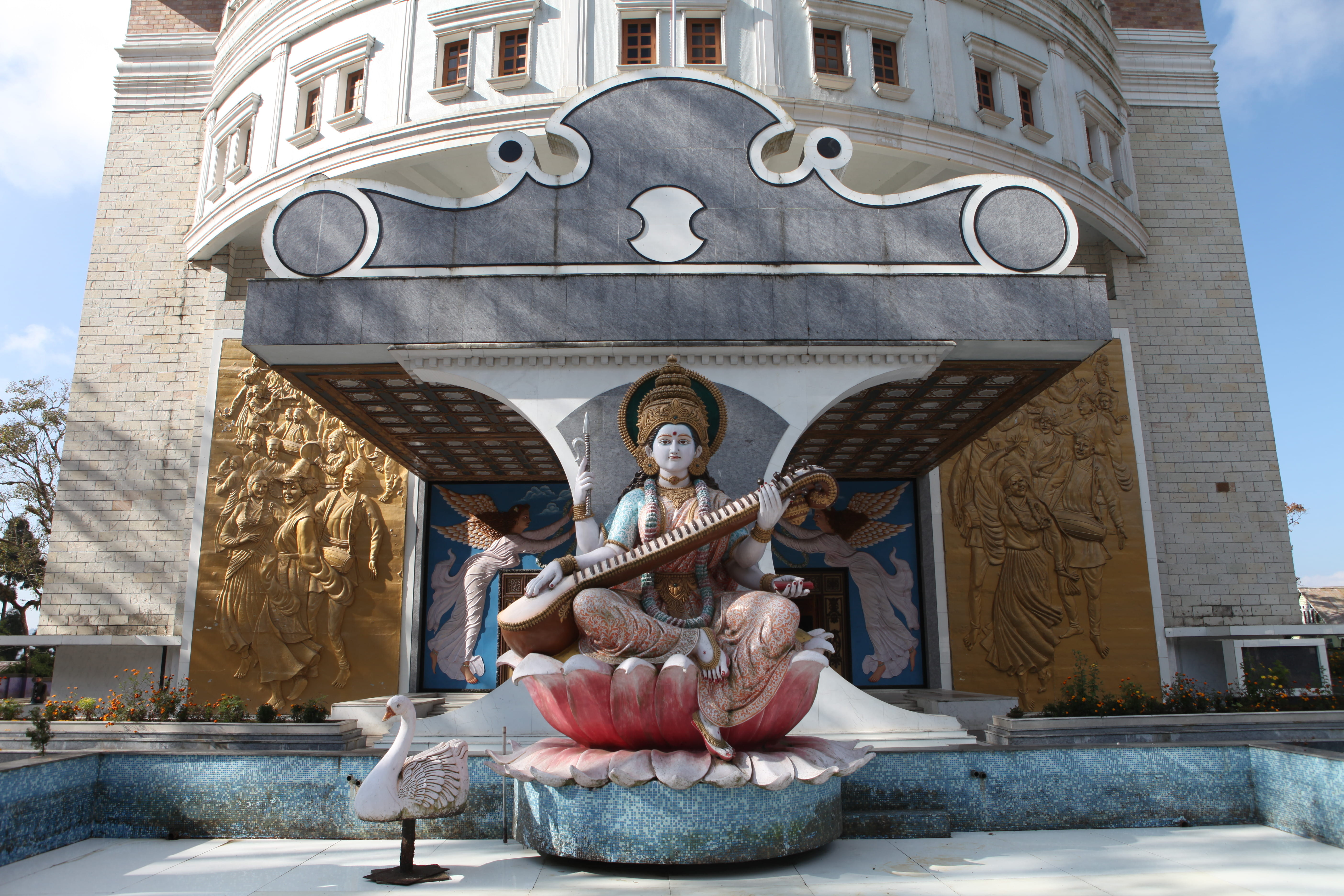 darjeeling, outdoors, architecture, statue, art and craft, spirituality, craft, day, india, no people, male likeness, sculpture, human representation, building, HD Wallpaper