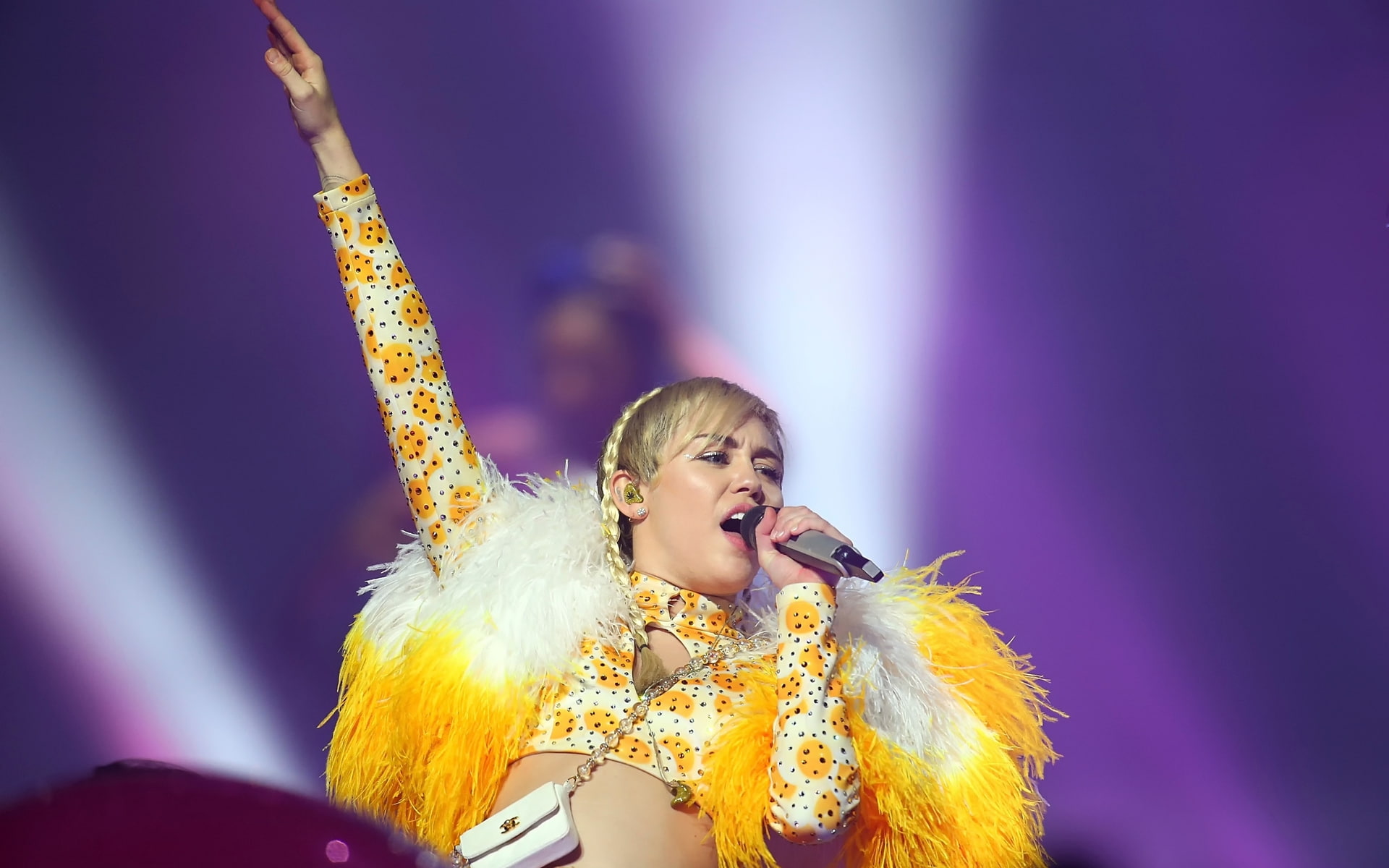 cyrus, miley cyrus, 1080P, performance, miley, live, HD Wallpaper