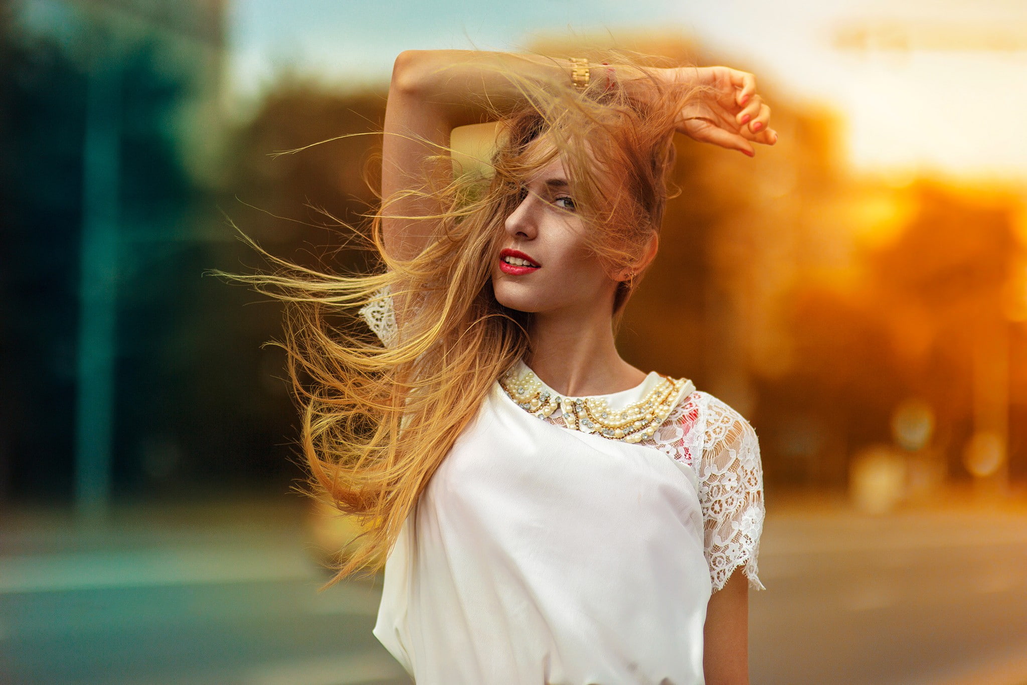 model, wind, makeup, smiling, 1080P, blond hair, long hair, face, women, beauty, human hair, blonde, beautiful people, portrait, adult, fashion, outdoors, HD Wallpaper