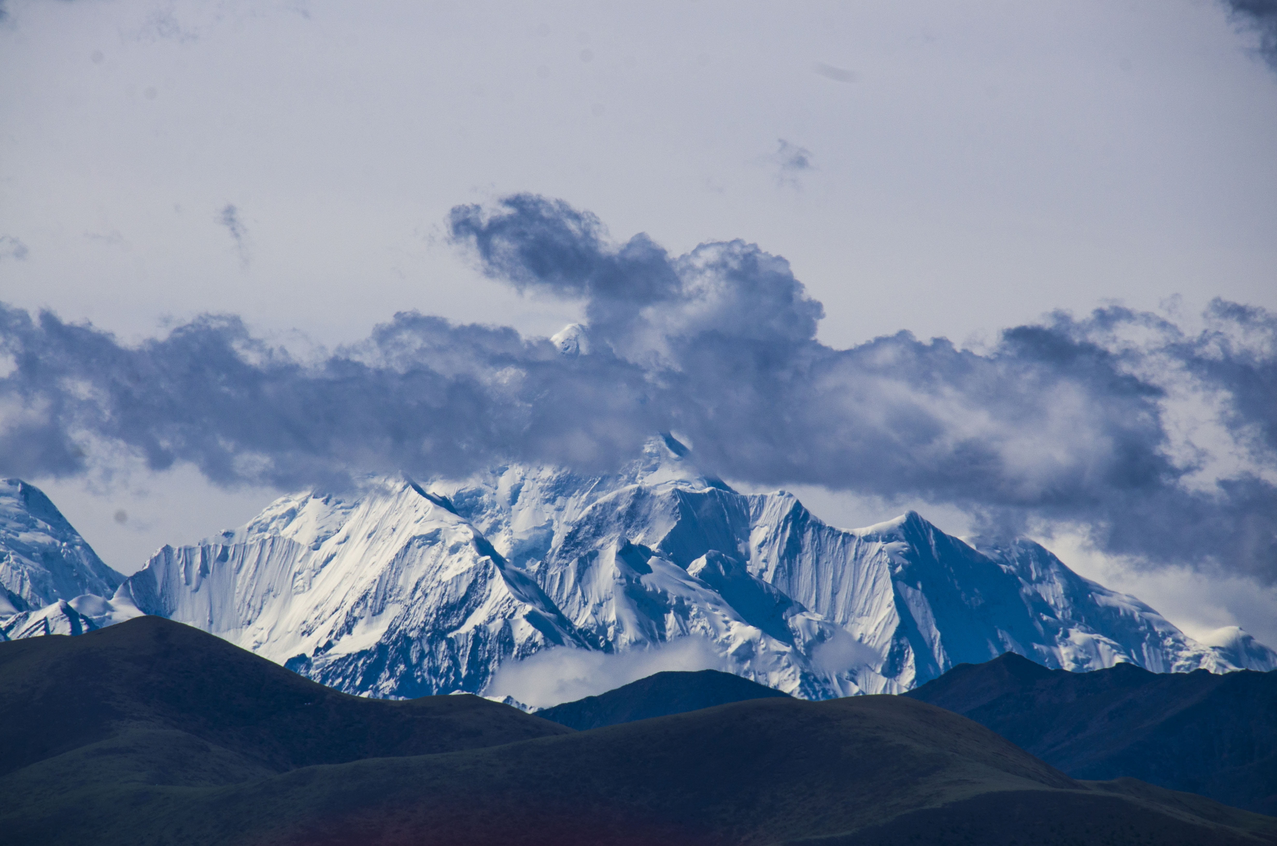 no people, mountain range, tranquility, cloud - sky, mountain peak, beauty in nature, day, outdoors, non-urban scene, on foot, sky, gongga snow mountain, HD Wallpaper
