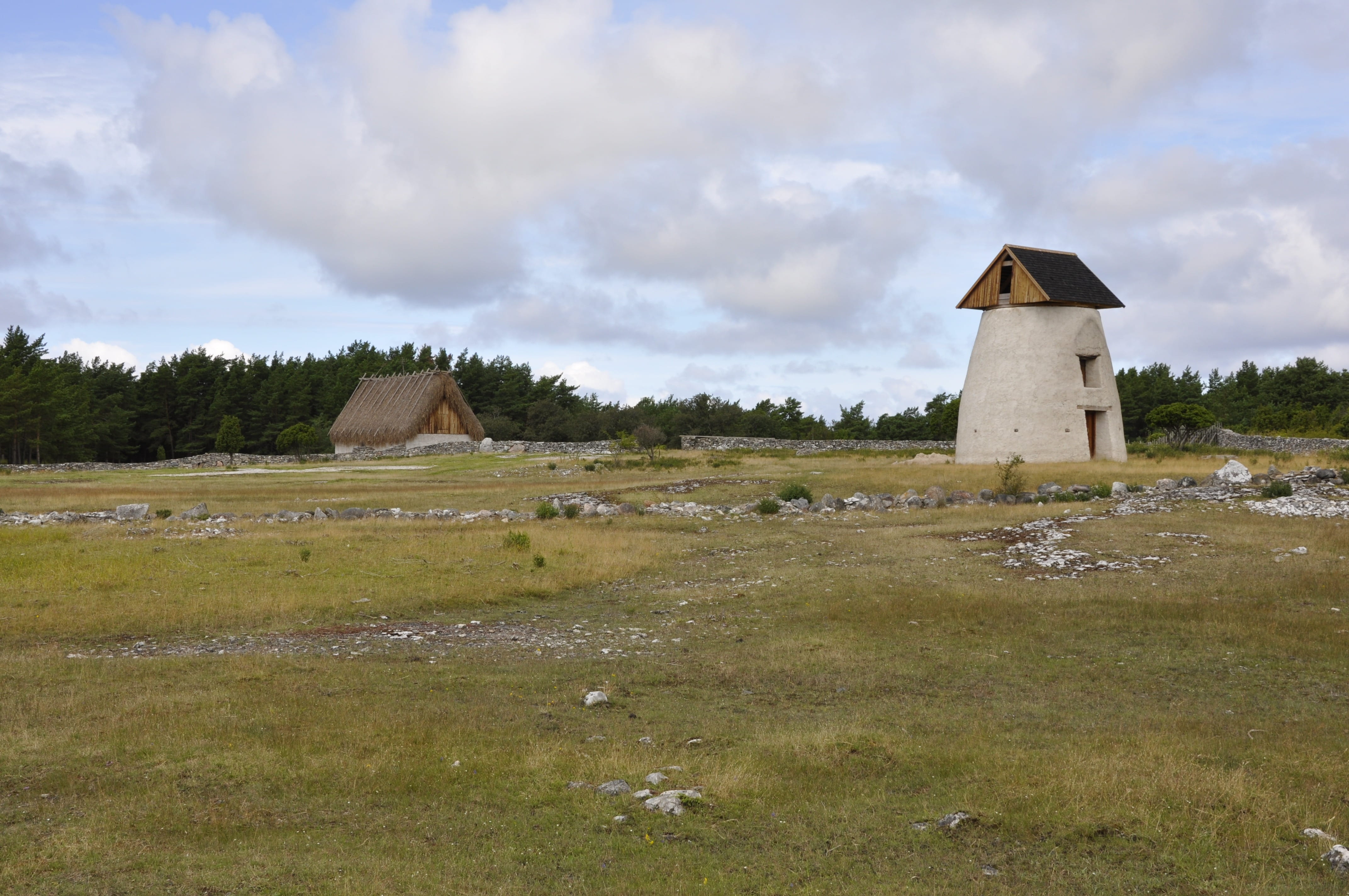 the past, Gotland, architecture, 4K, building exterior, house, tranquility, history, architecture And Buildings, plant, nature, built Structure, grass, HD Wallpaper